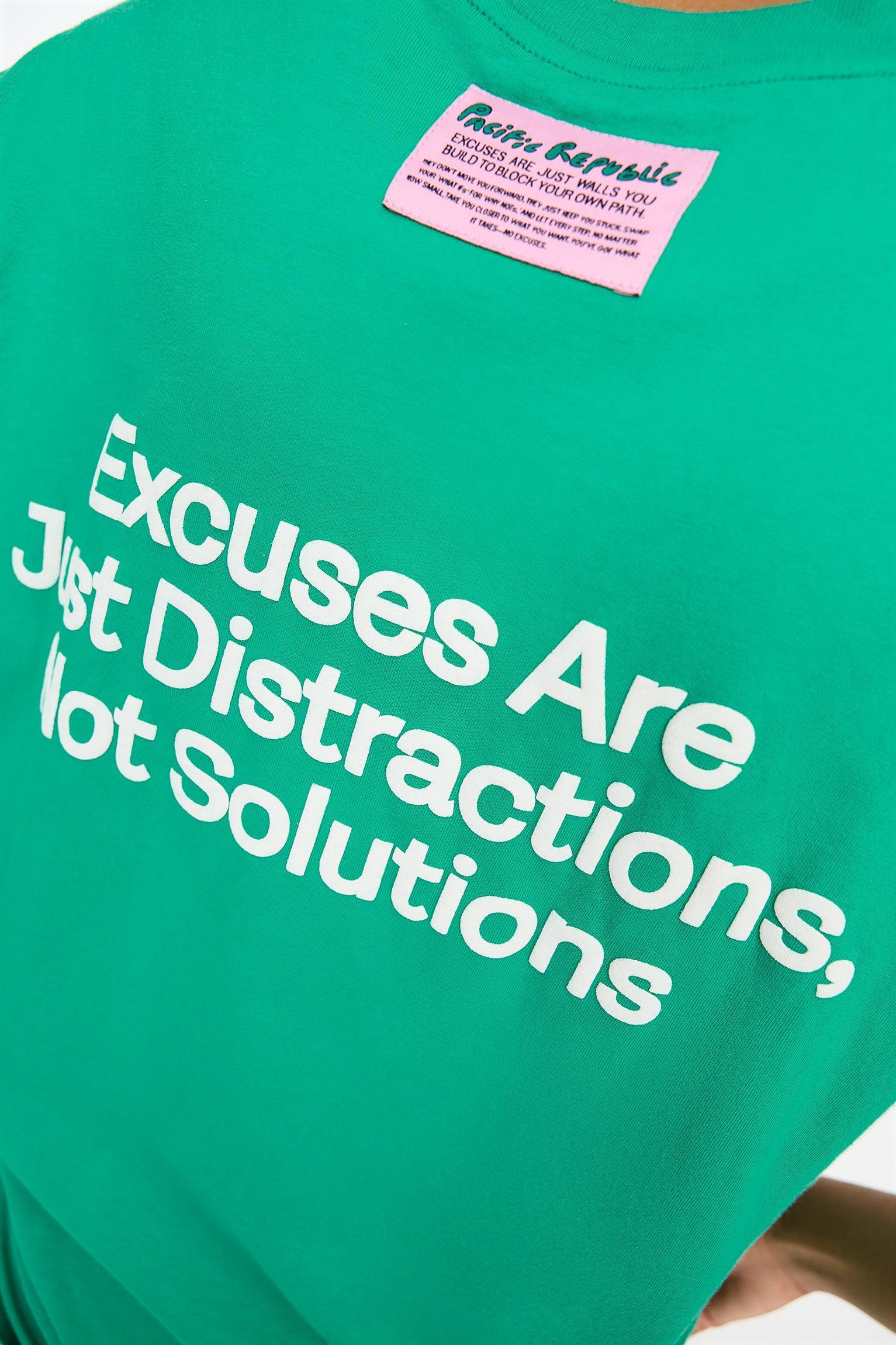 Green T-shirt with contrast slogan Product Image