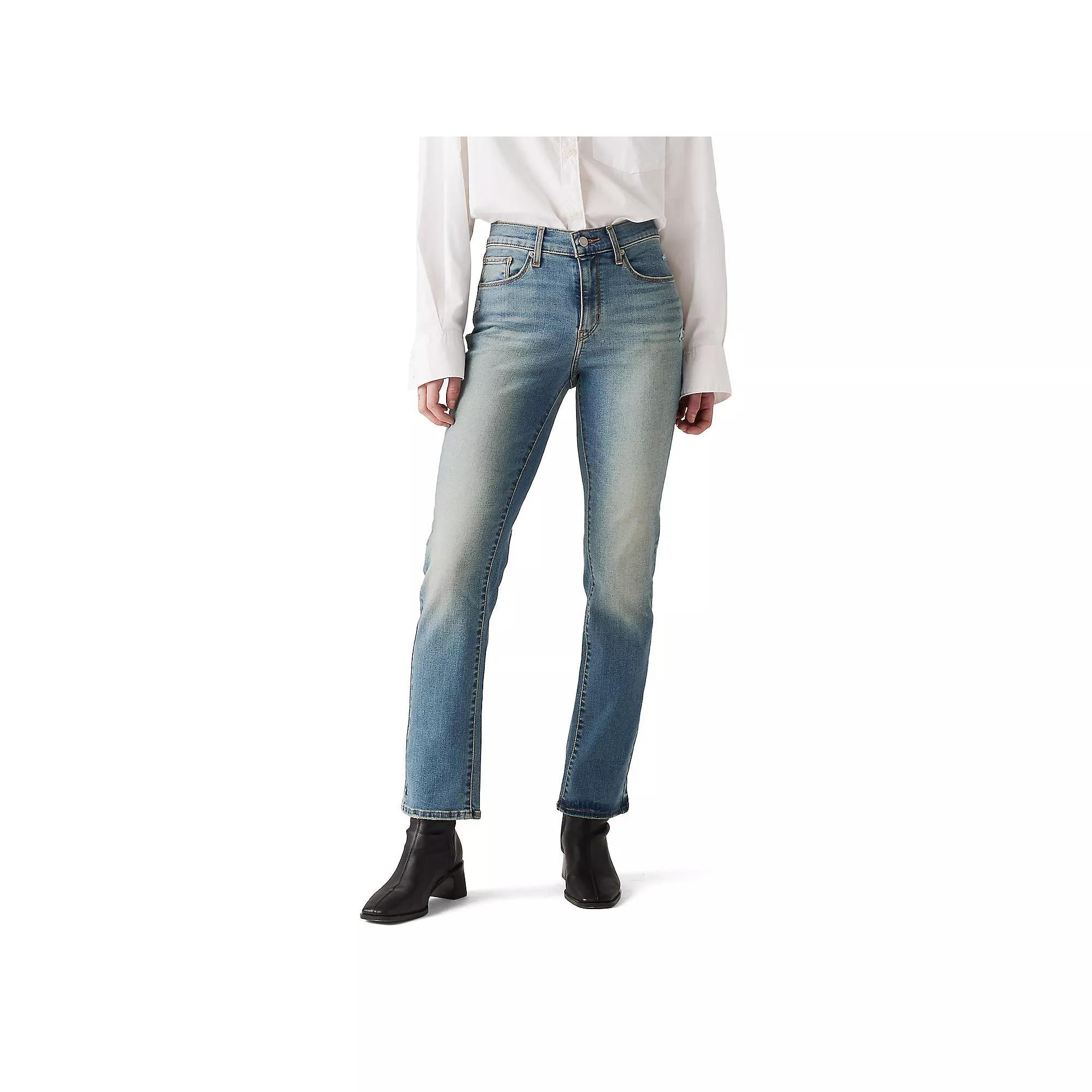 Women's Levi's® Classic Straight-Leg Jeans,  Product Image