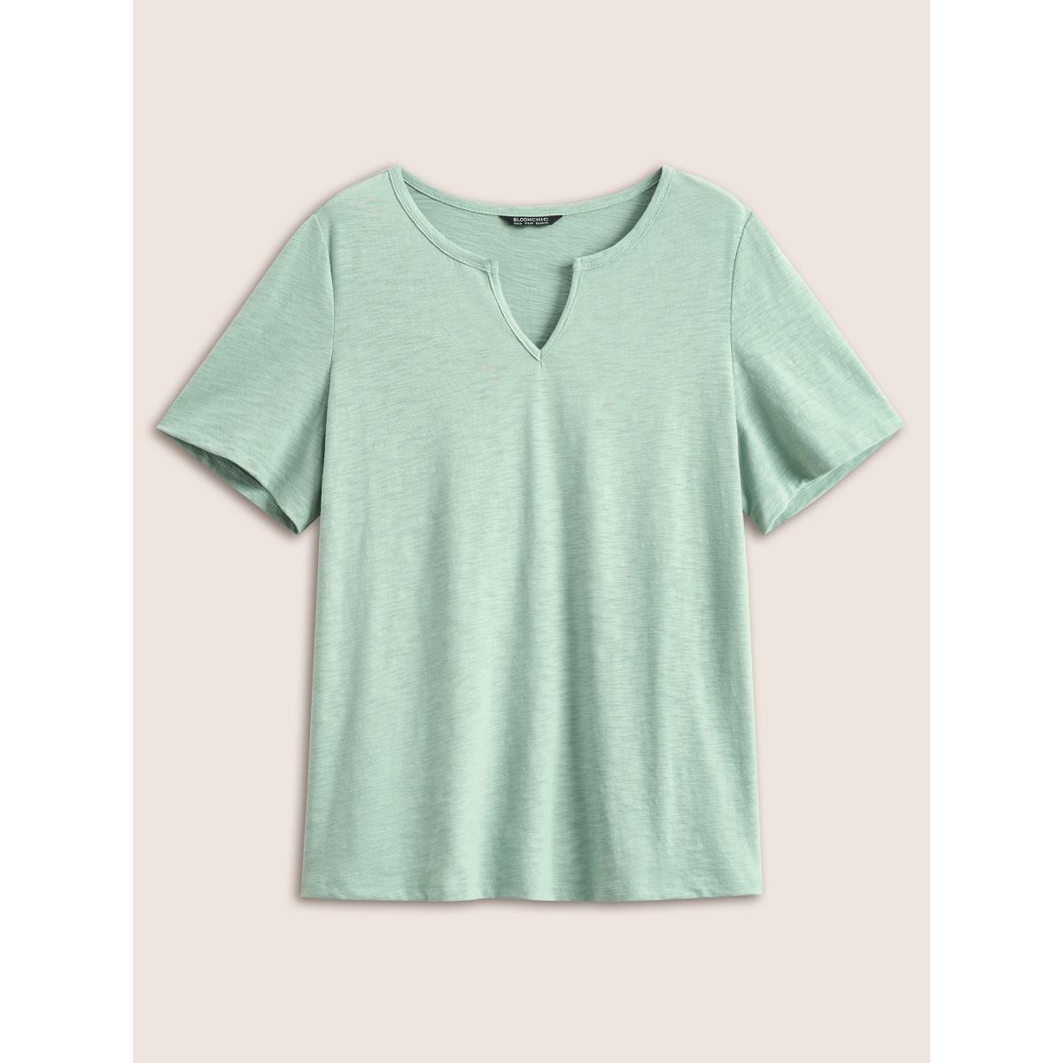 Plus Size Solid Plisse Notched T-shirt Green Women Casual Non Plain Notched collar Everyday T-shirts BloomChic 30/6X Product Image