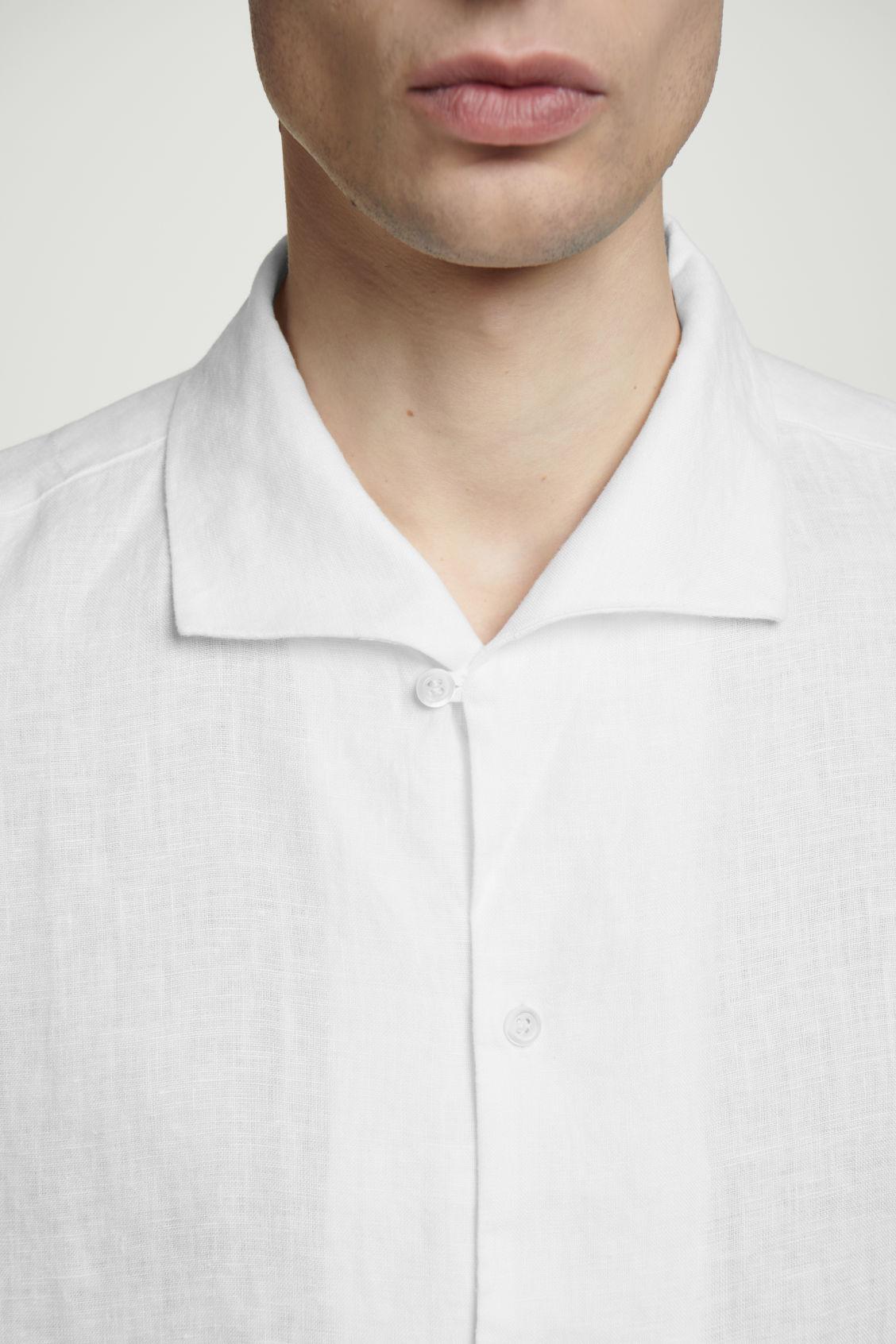 LINEN SHORT-SLEEVED SHIRT Product Image