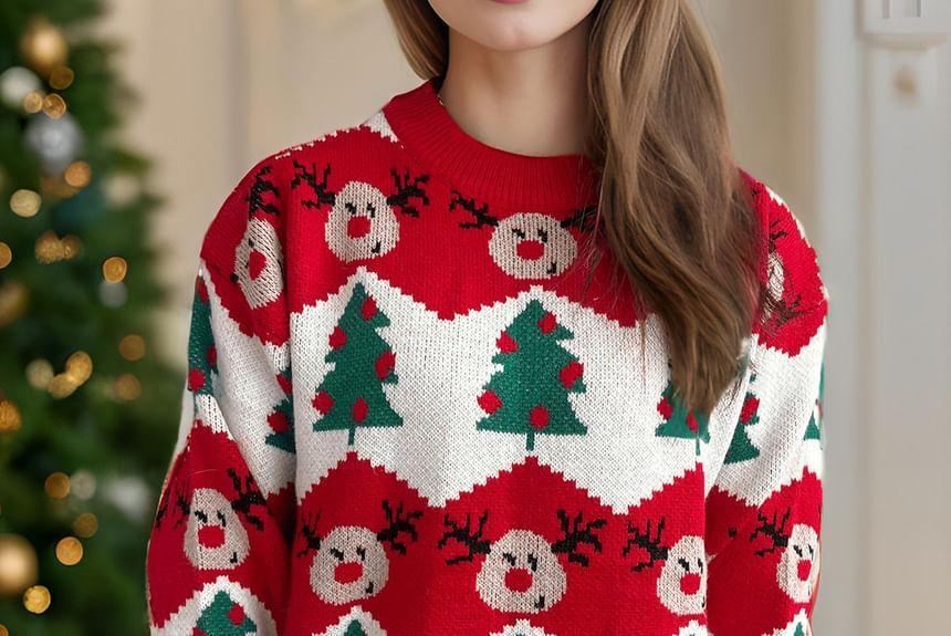 Crew Neck Christmas Deer Print Sweater Product Image