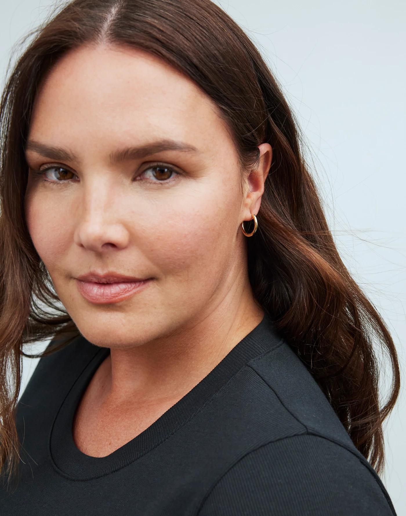 Demi-Fine Small Hoop Earrings Product Image