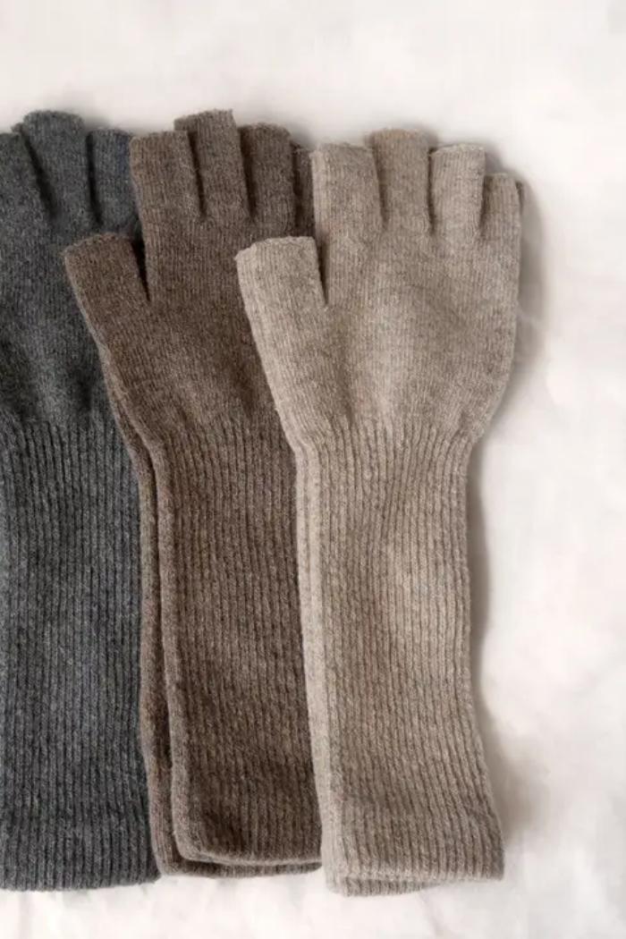 Long fingerless Wool Gloves Product Image