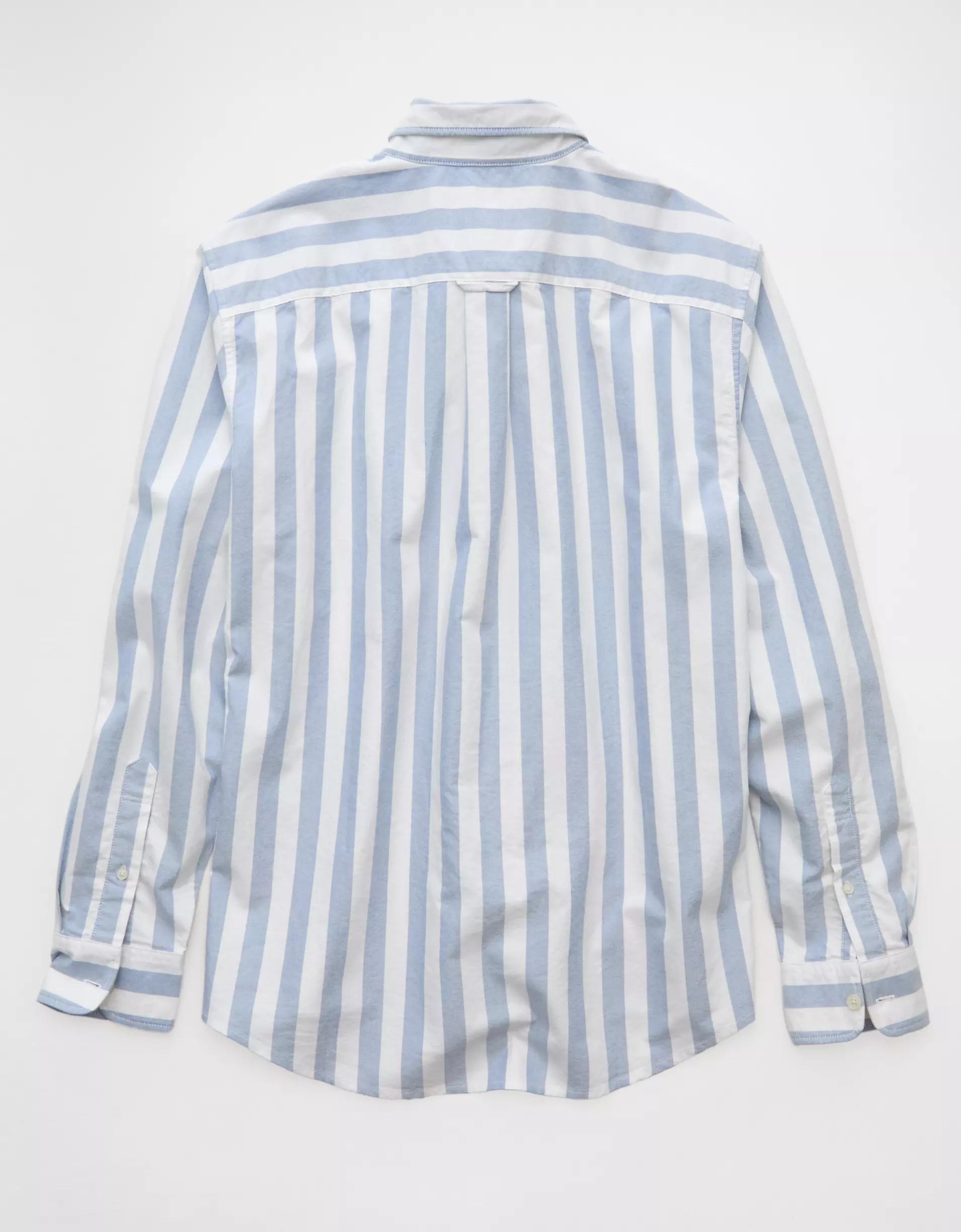 AE Everyday Relaxed Oxford Button-Up Shirt Product Image