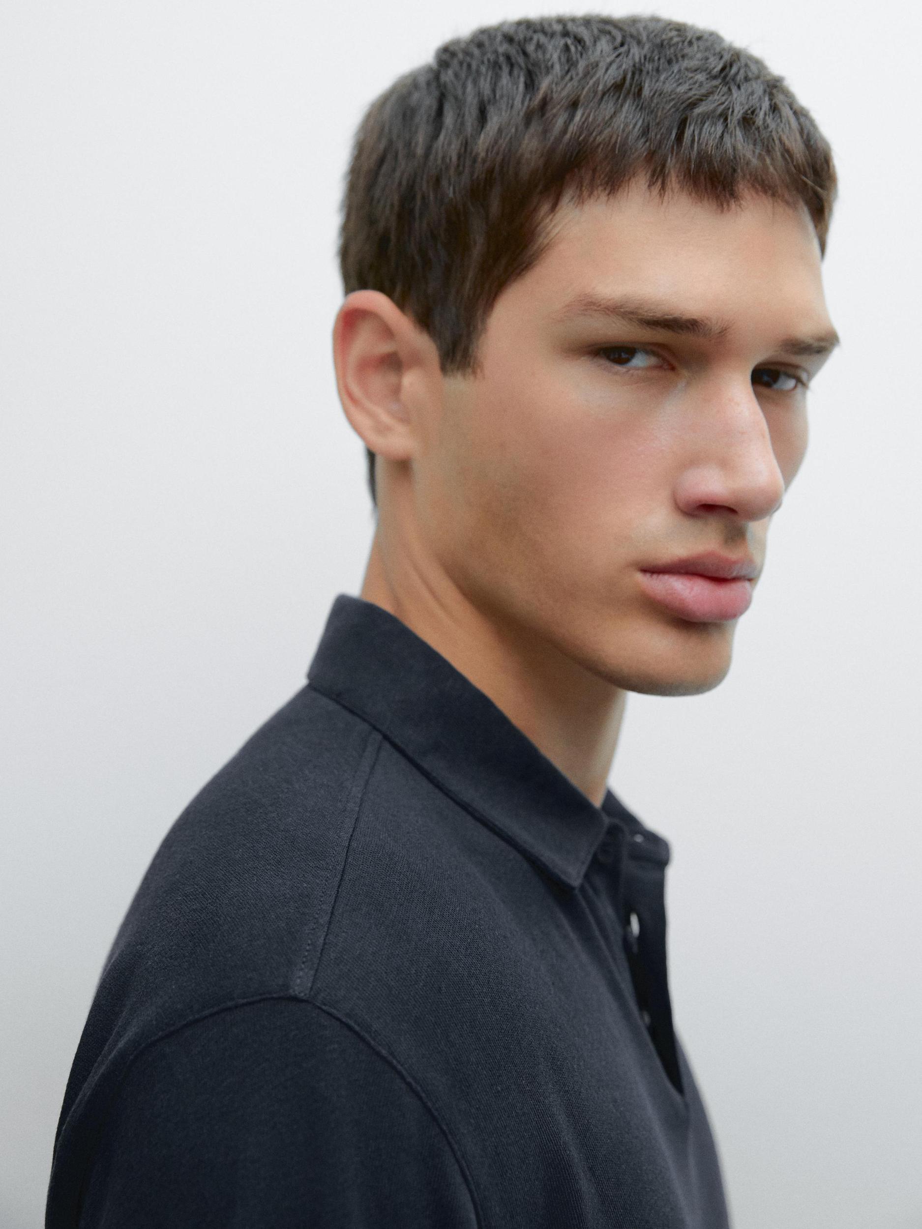 Short sleeve linen blend polo shirt Product Image