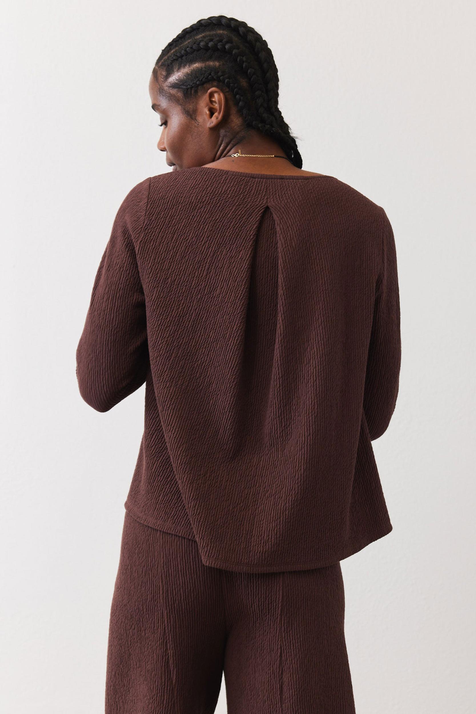 Long Sleeve Basic With an Edge Product Image