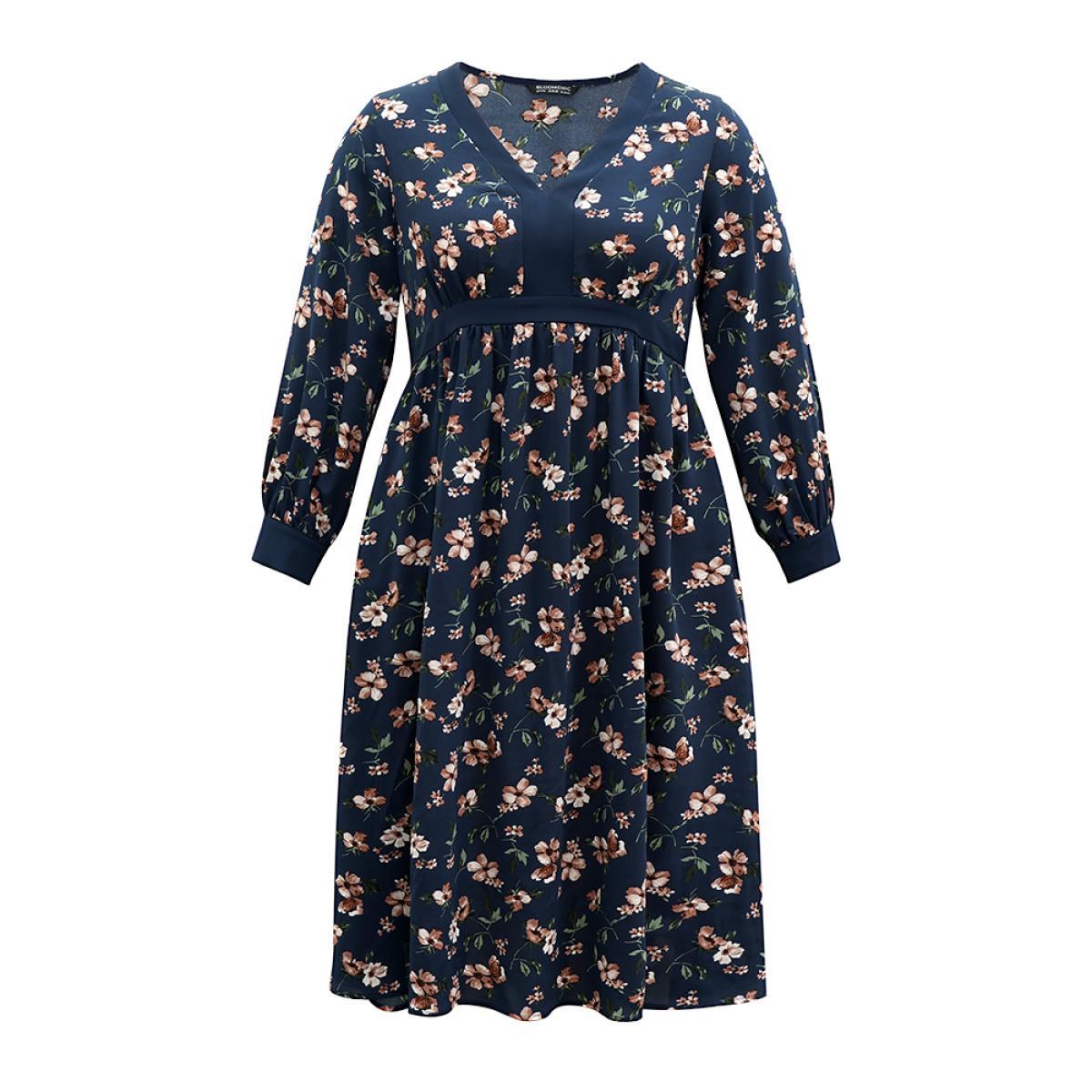 Plus Size Floral Print Elastic Waist Split Hem Dress Indigo Women Vacation Printed V-neck Long Sleeve Curvy Midi Dress BloomChic 22-24/3X Product Image