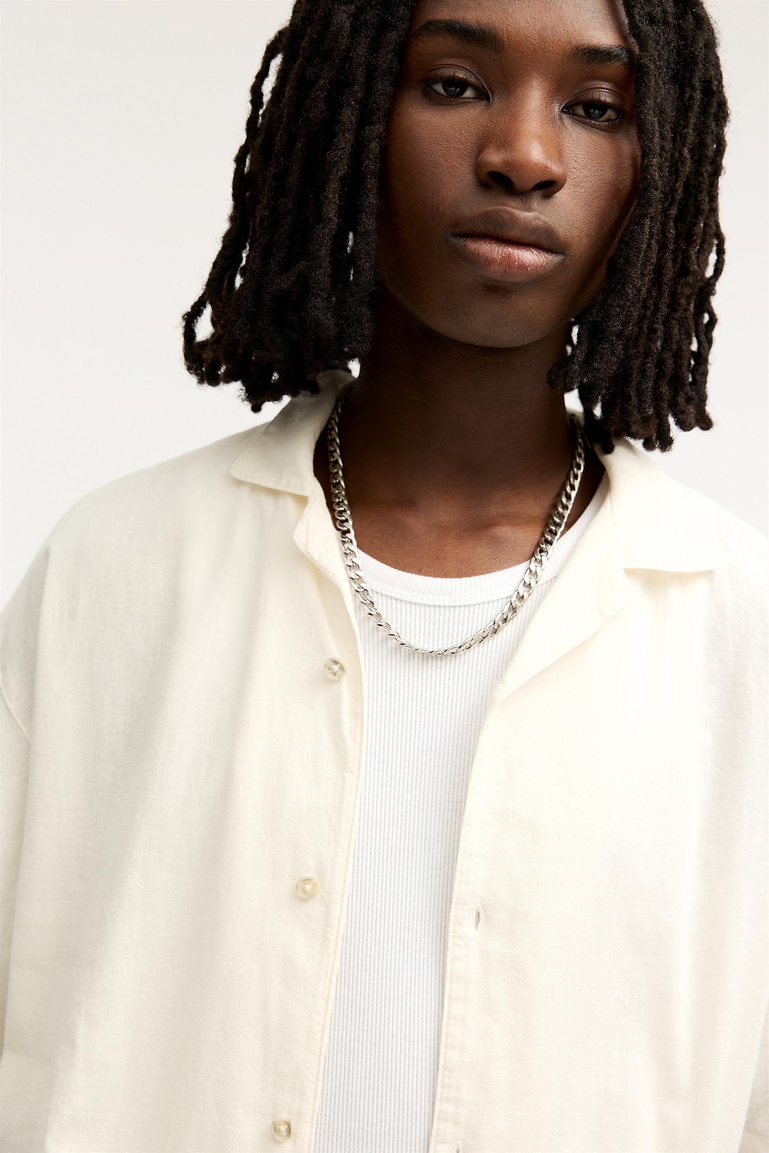 Basic short sleeve linen blend shirt Product Image