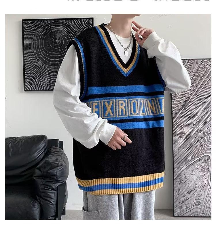 V-Neck Lettering Oversized Sweater Vest Product Image