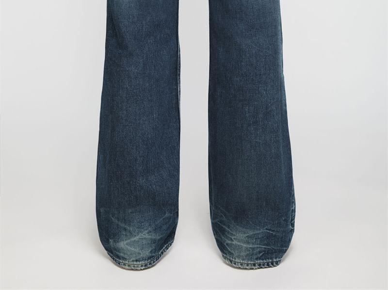 Mid Rise Washed Wide Leg Jeans Product Image