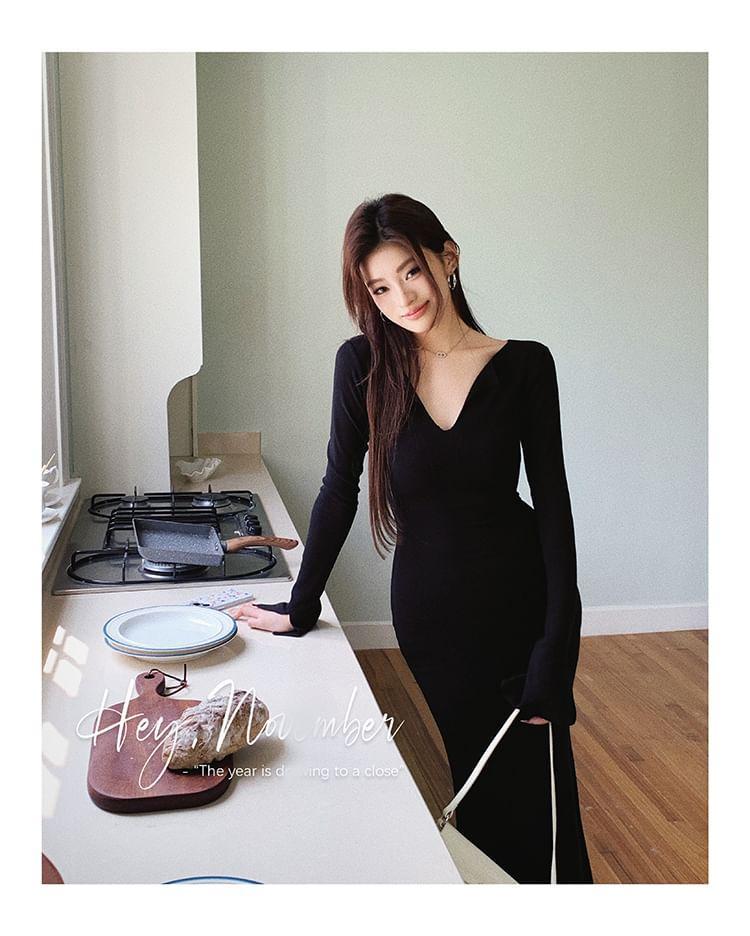 Long Sleeve Open Placket Plain Maxi Sheath Dress Product Image