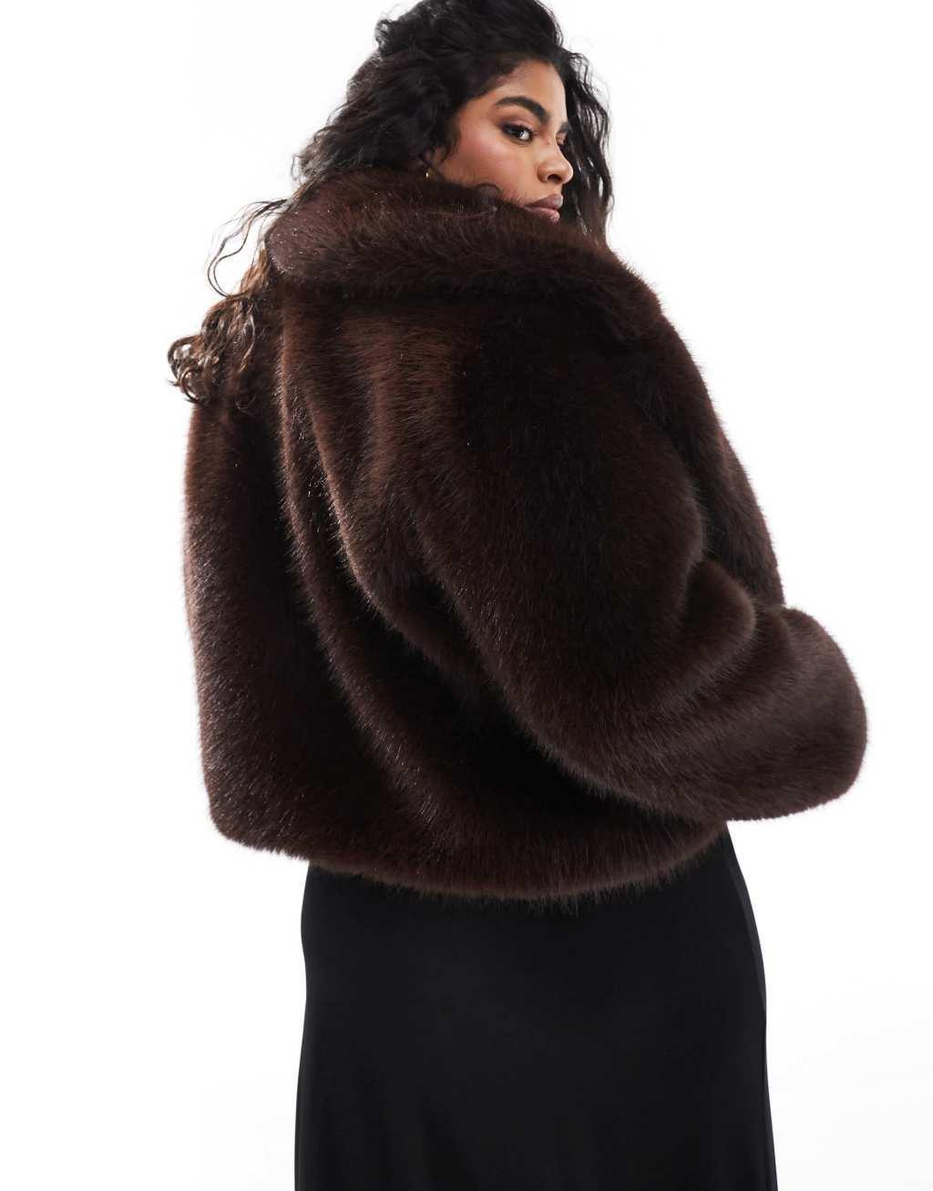 Ever New Curve faux fur coat in chocolate Product Image