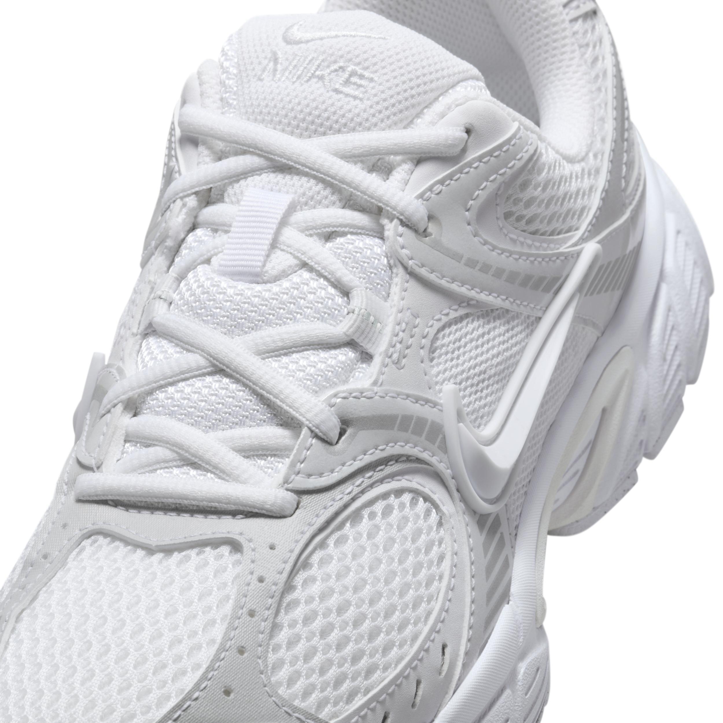 Nike Womens V5 RNR Shoes with Reflective Accents | HQ7901-101 Product Image