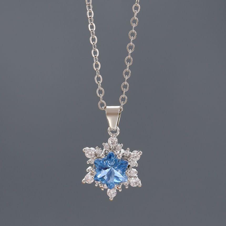 Snowflake Faux Pearl Alloy Lariat Necklace Product Image