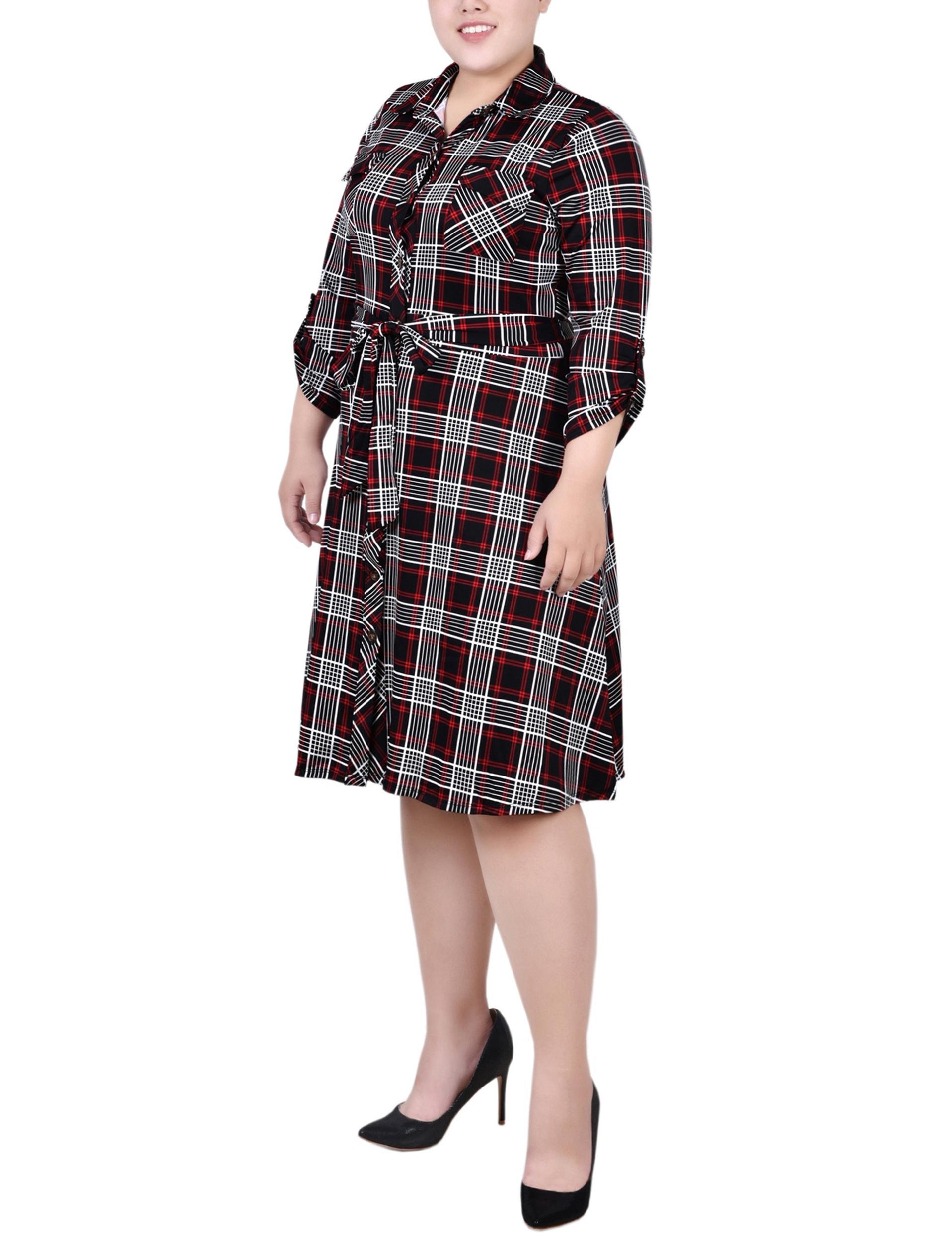 White 3/4 Slv Roll Tab Shirtdress - Plus Size Product Image