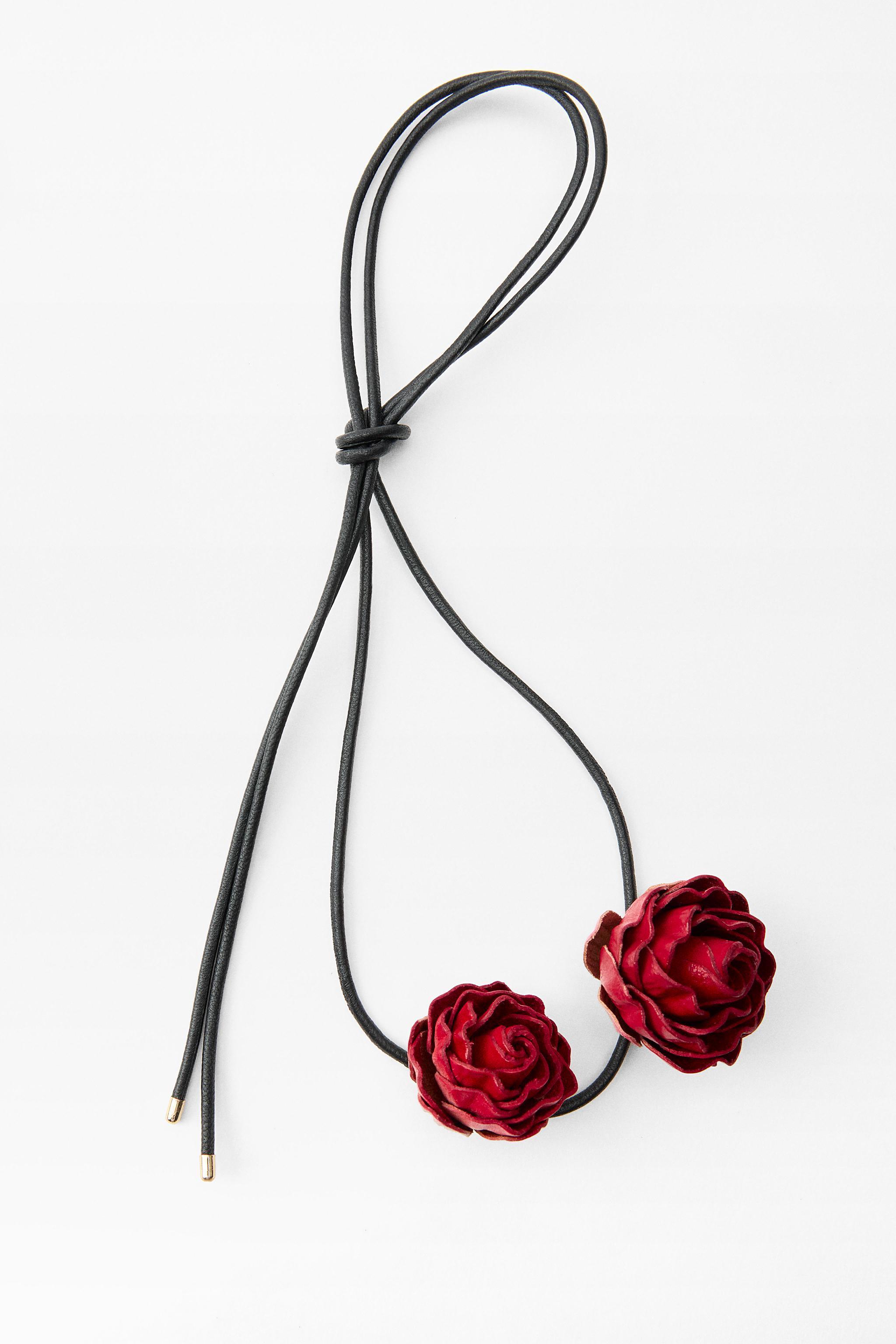 THIN LEATHER NECKLACE WITH ROSES Product Image