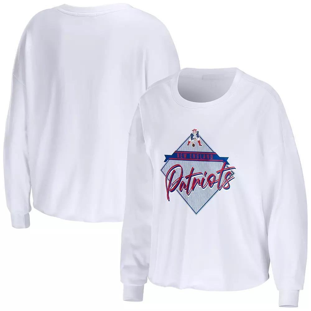 Women's WEAR by Erin Andrews White New England Patriots Domestic Cropped Long Sleeve T-Shirt, Size: Medium Product Image