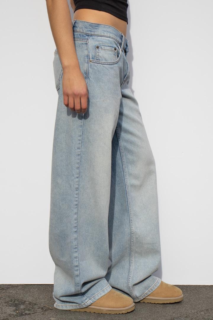 Low waist jeans Product Image