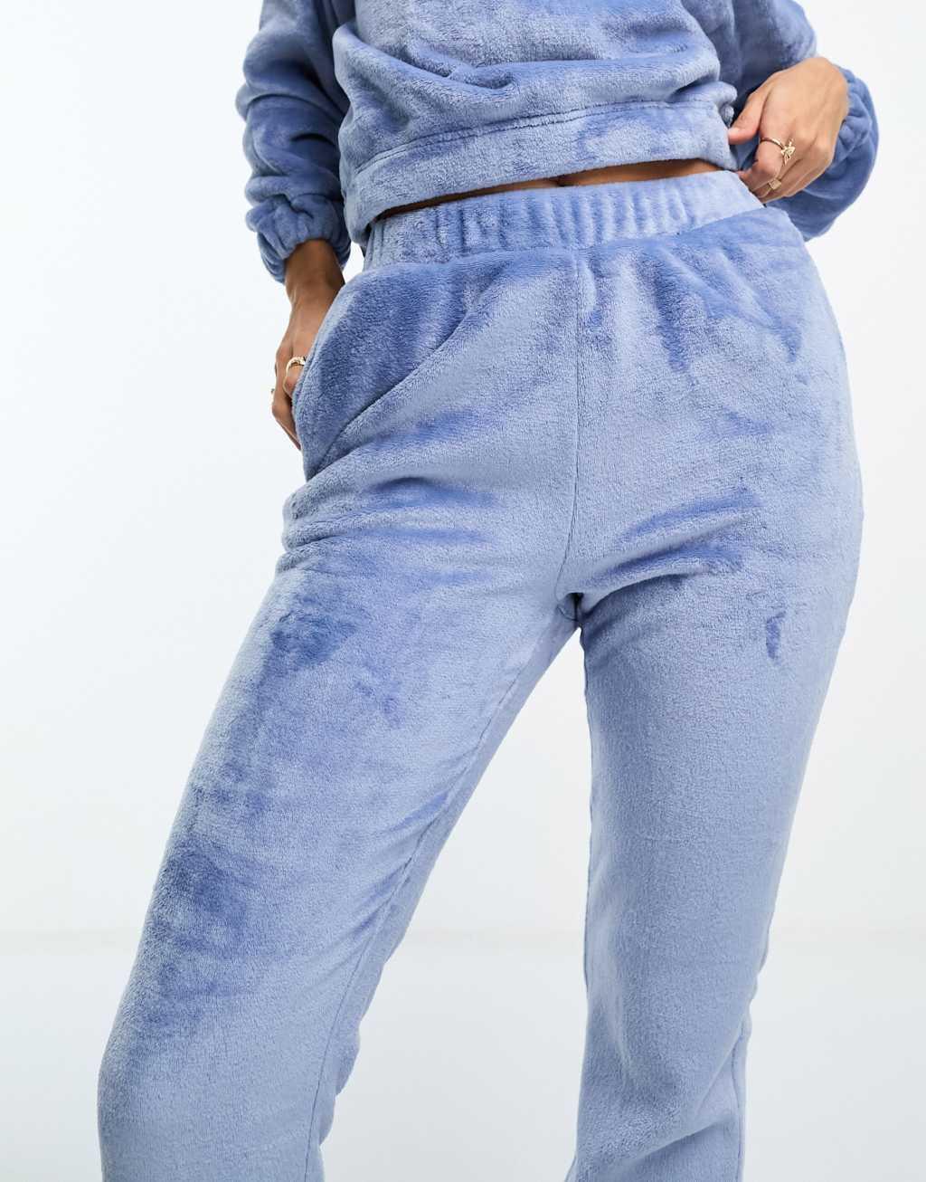 ASOS DESIGN lounge super soft fleece zip up sweatshirt & sweatpants set in blue Product Image