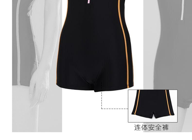 Short-Sleeve Color Block Rashguard Product Image