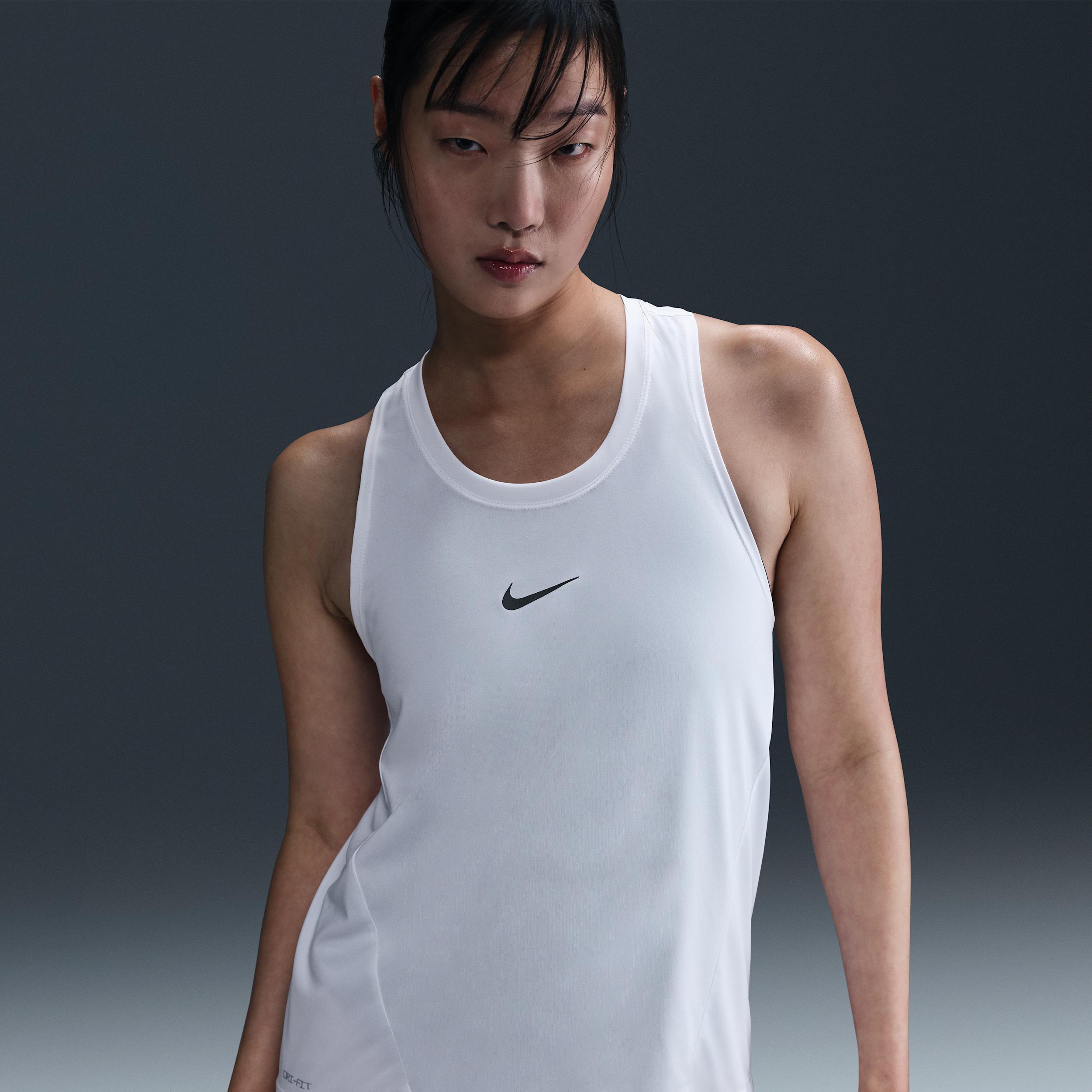 Nike Swim Essential Women's Tank Top Product Image