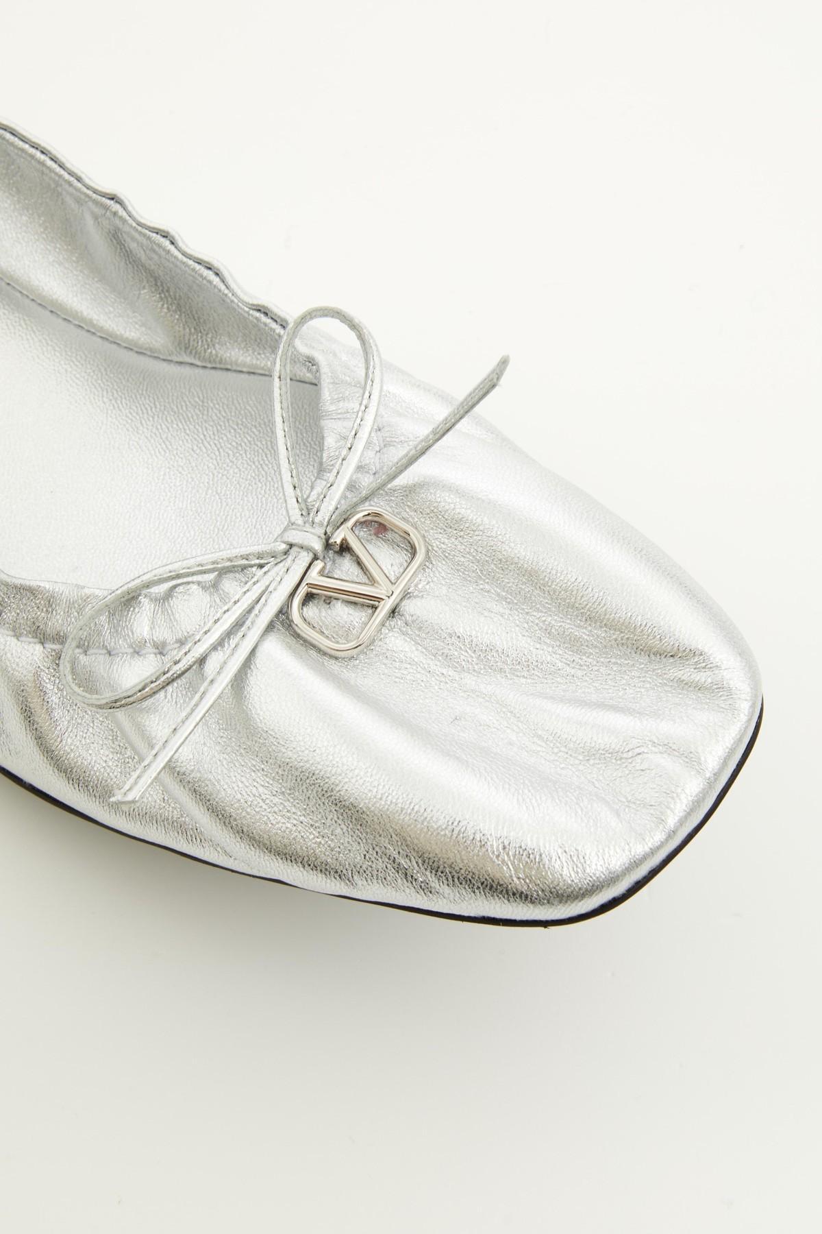 VALENTINO GARAVANI Square-toed Ballet Shoes In White Product Image