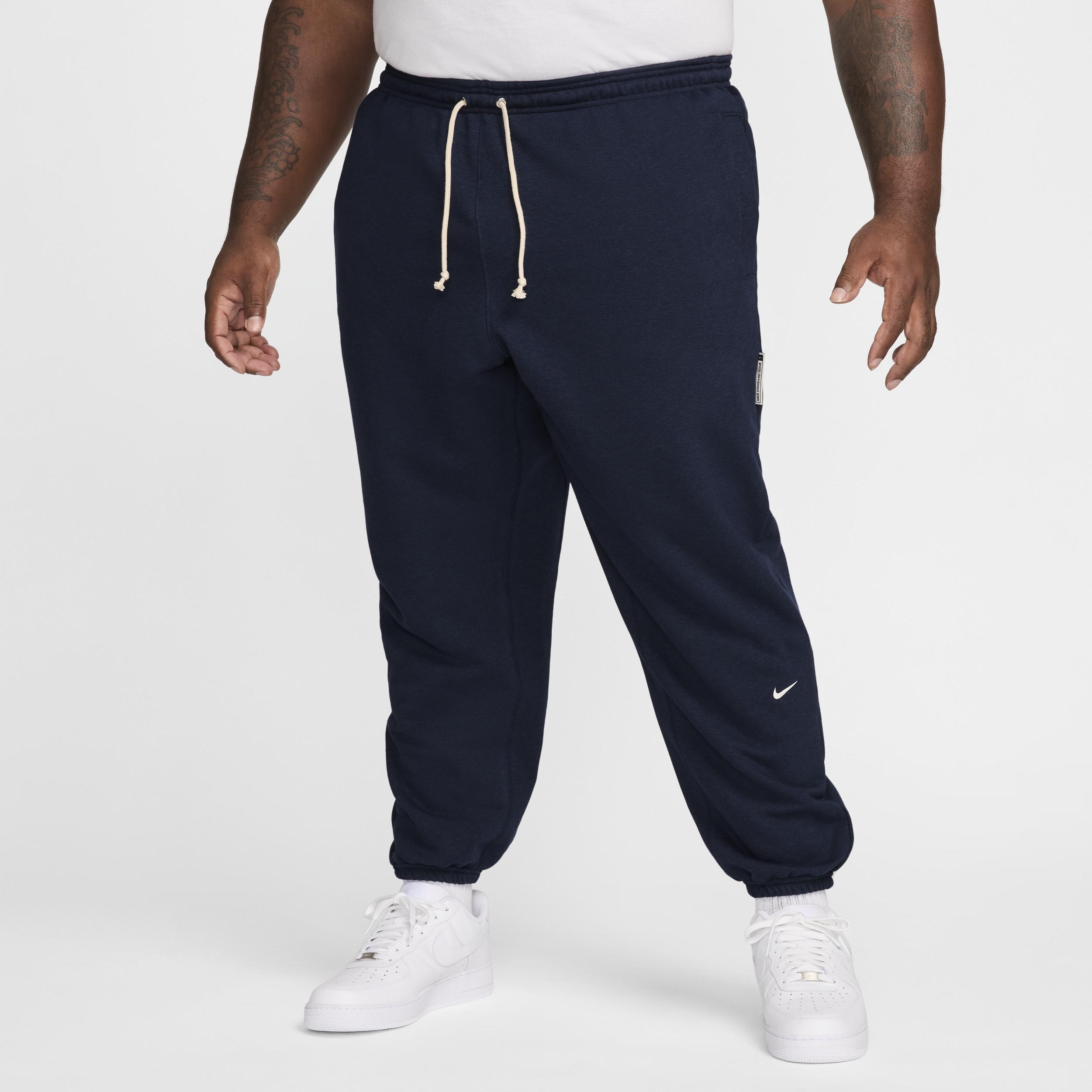 Nike Men's Standard Issue Dri-FIT Basketball Pants Product Image