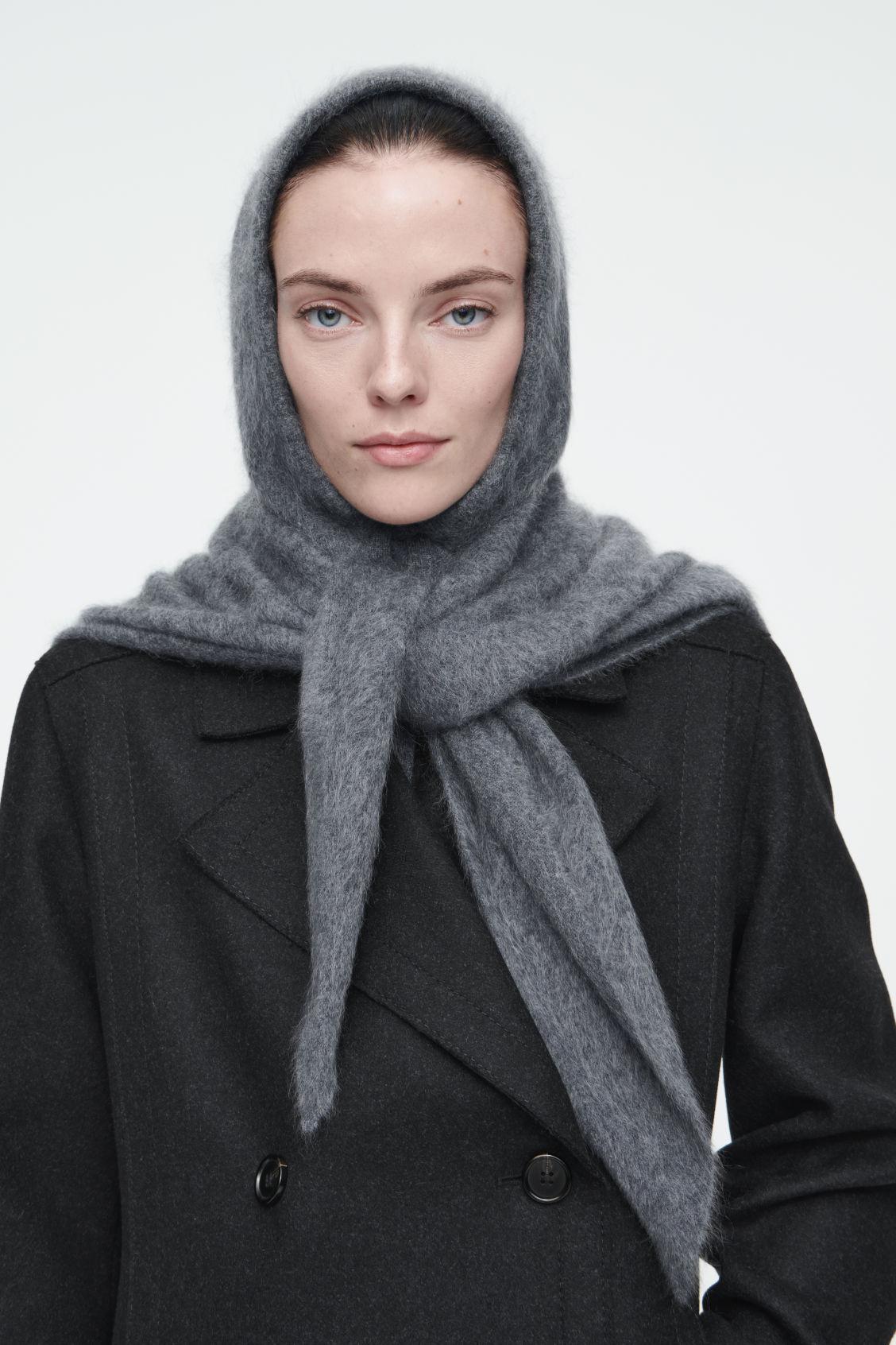 TEXTURED PURE CASHMERE BALACLAVA Product Image