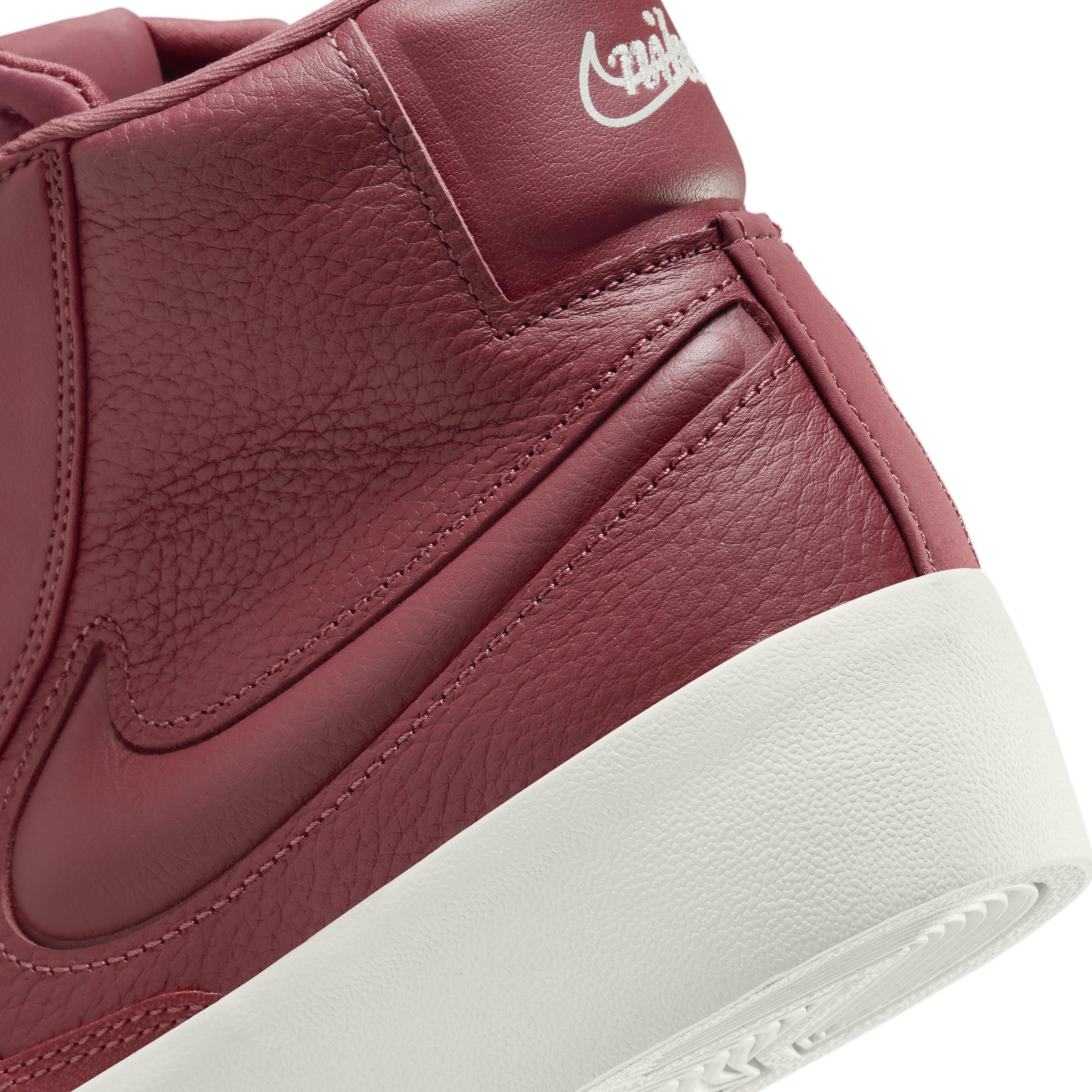 Nike Womens Blazer Mid Victory Casual Shoes Product Image