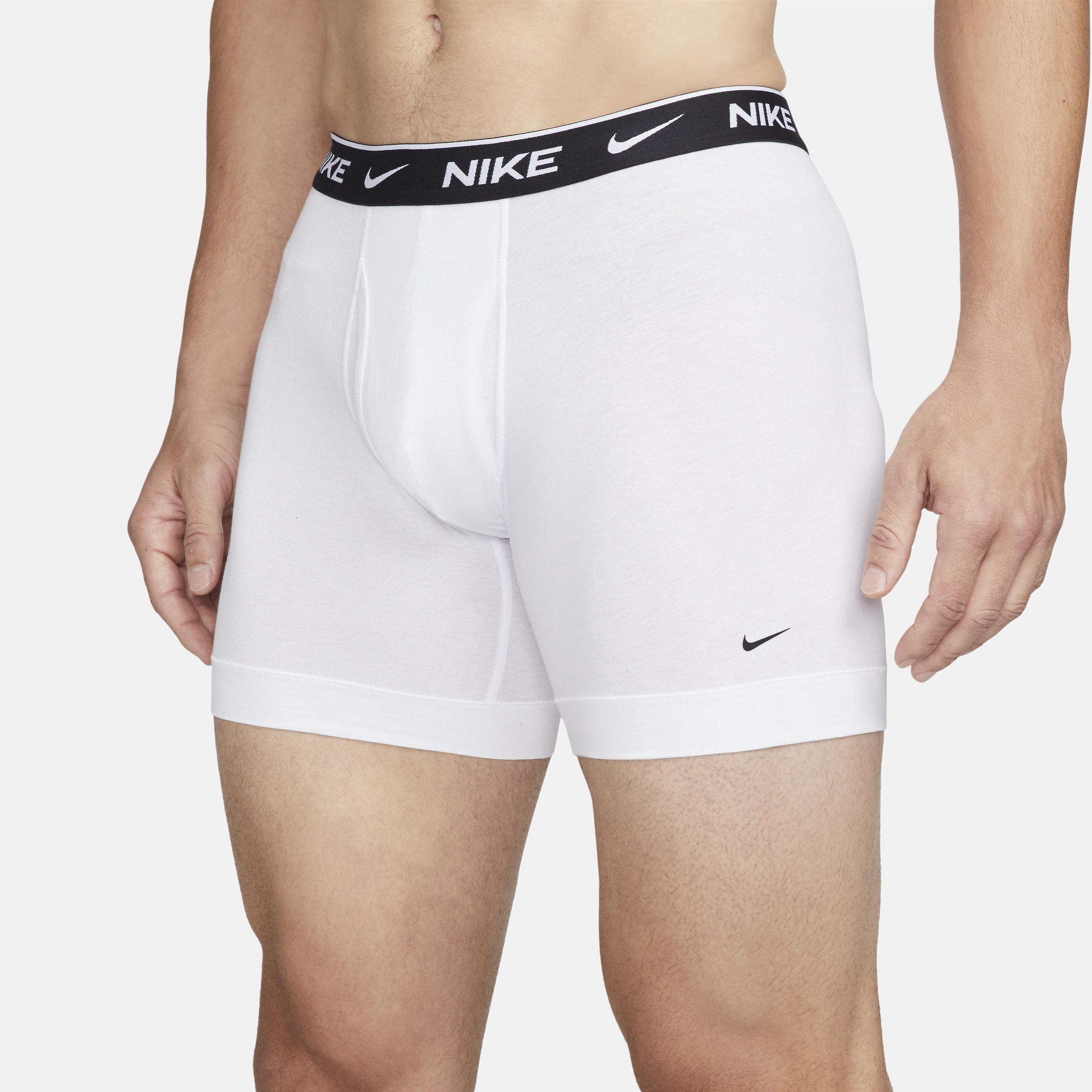 Nike Men's Dri-FIT Essential Cotton Stretch Boxer Briefs (3-Pack) Product Image