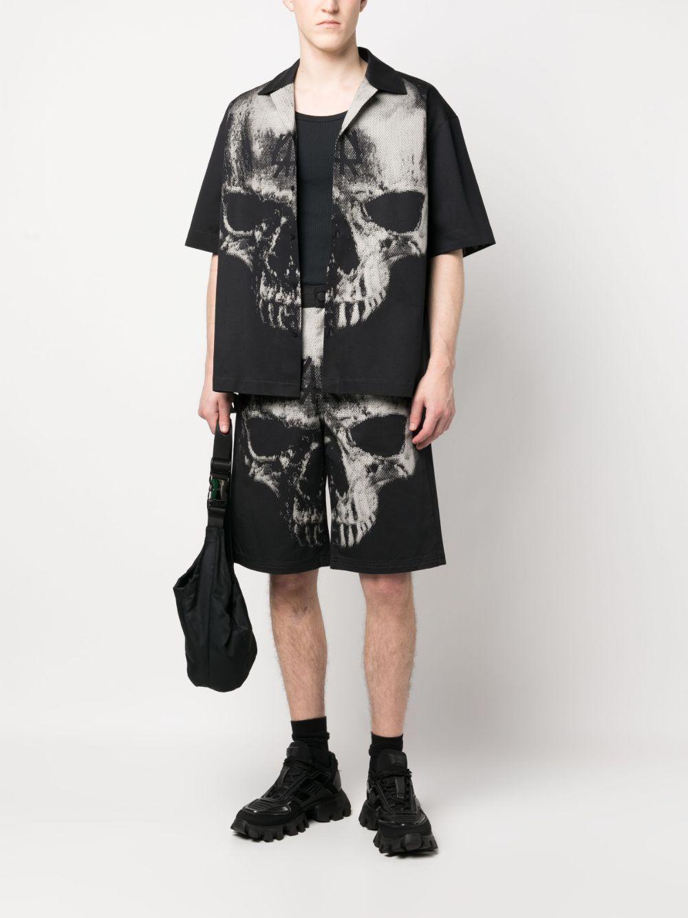skull-print bermuda shorts  Product Image