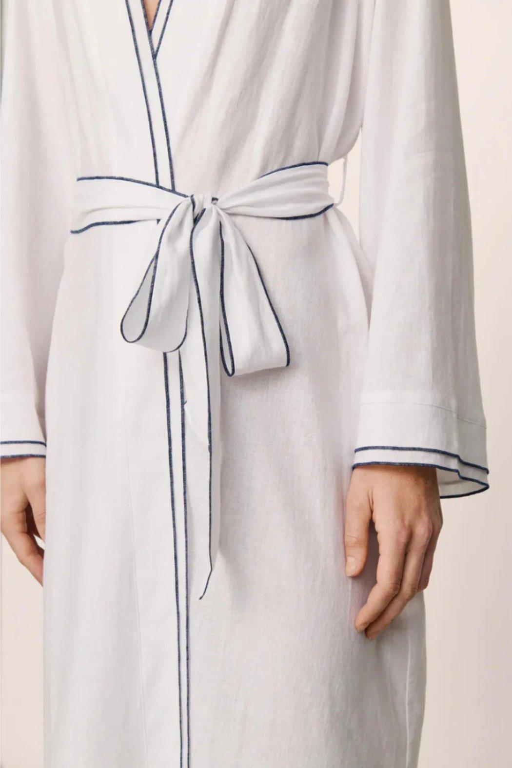 Linen Blend Long Sleeve Robe Product Image
