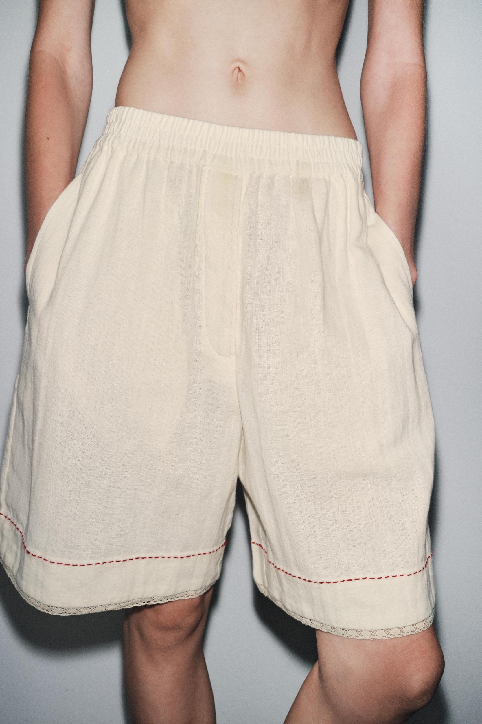 CONTRAST LINEN BERMUDA SHORTS LIMITED EDITION Product Image