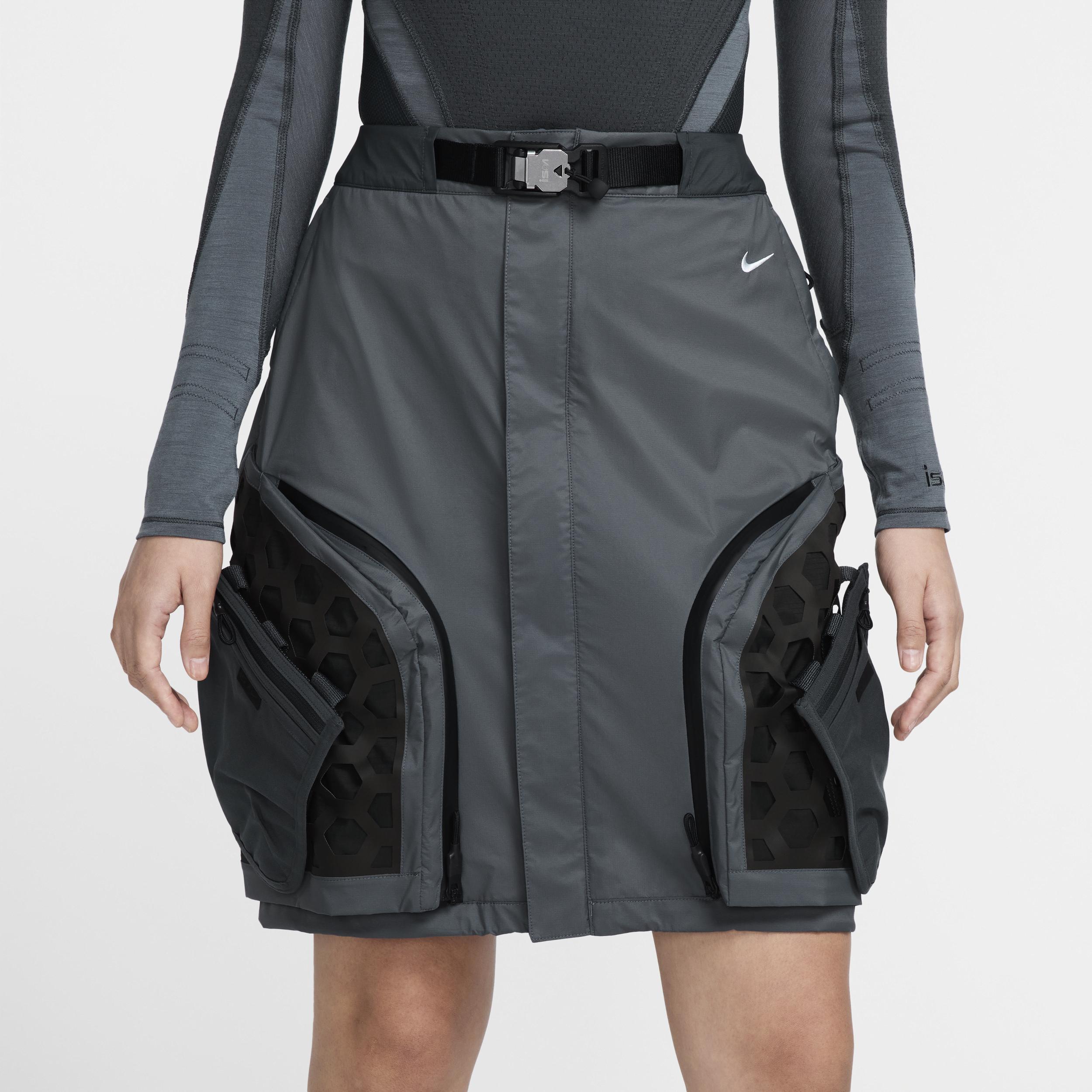 Nike ISPA Women's Skirt Product Image