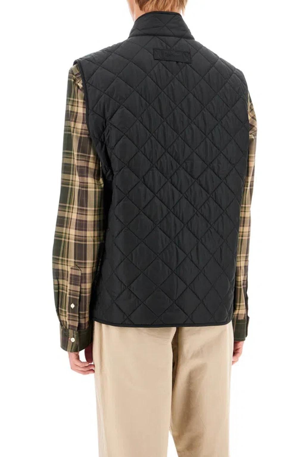 BARBOUR Lowerdale Quilted Vest In Schwarz Product Image