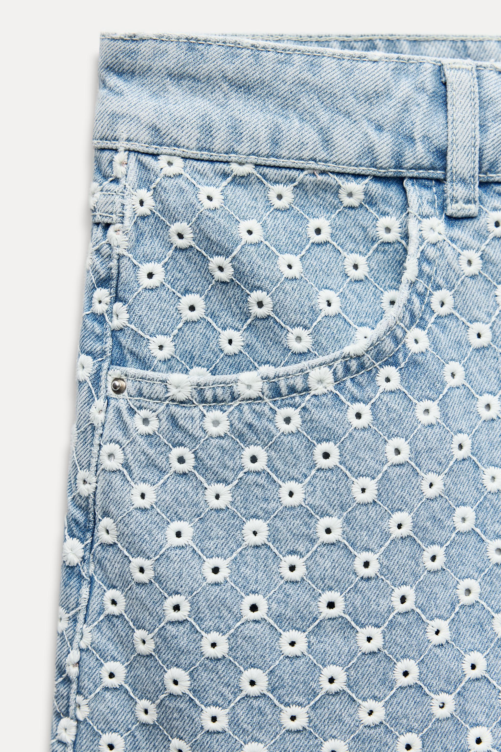 OPENWORK EMBROIDERY DENIM SHORTS Z1975 Product Image