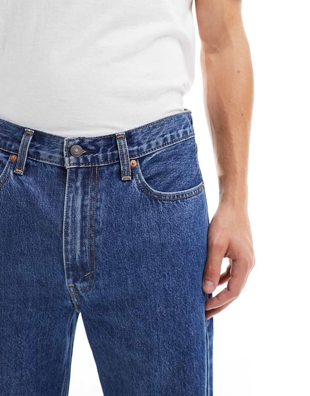 Levi's 565 '97 loose straight fit jeans in mid blue wash Product Image