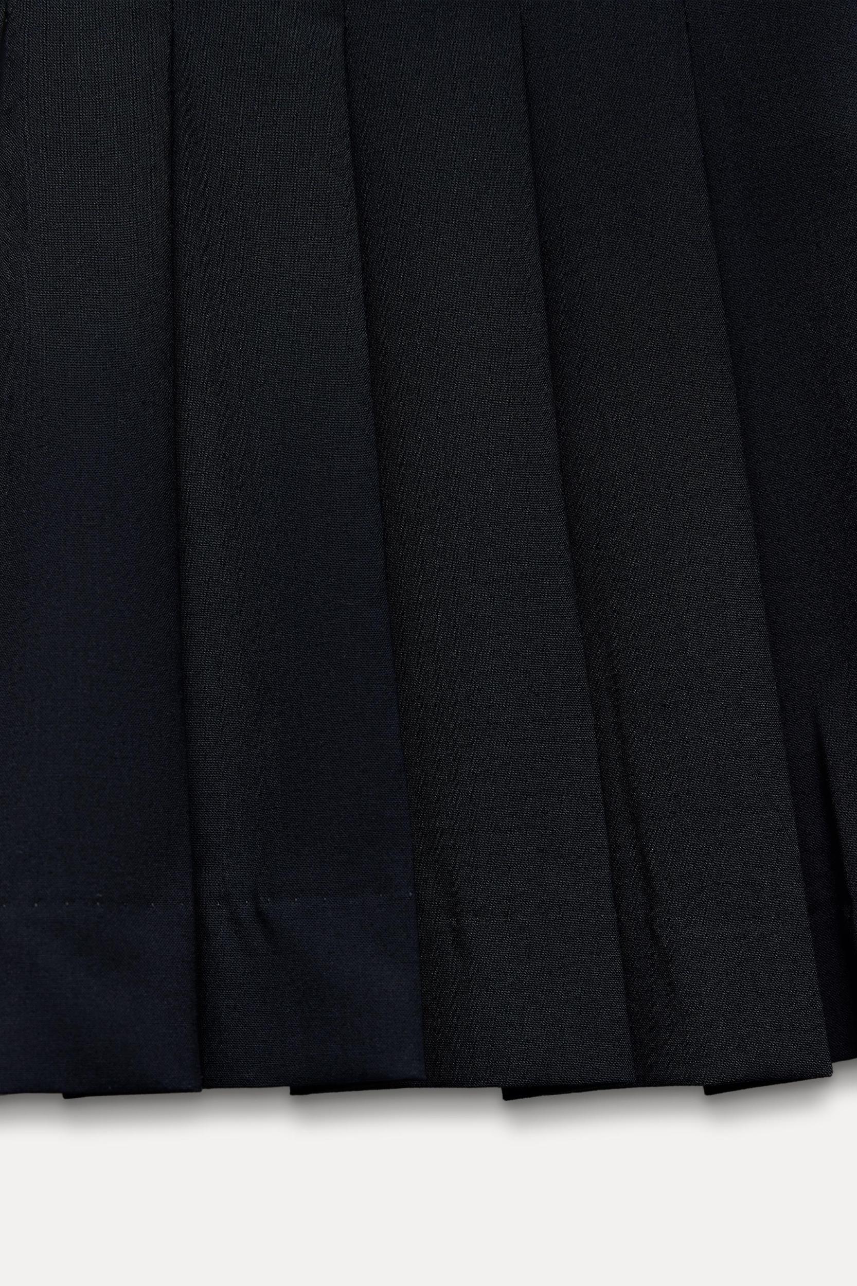 PLEATED SKORT Product Image