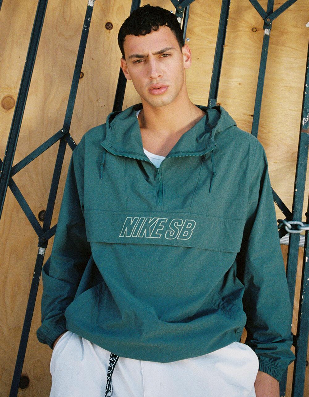 NIKE SB Essentials Mens Anorak Skate Jacket Product Image