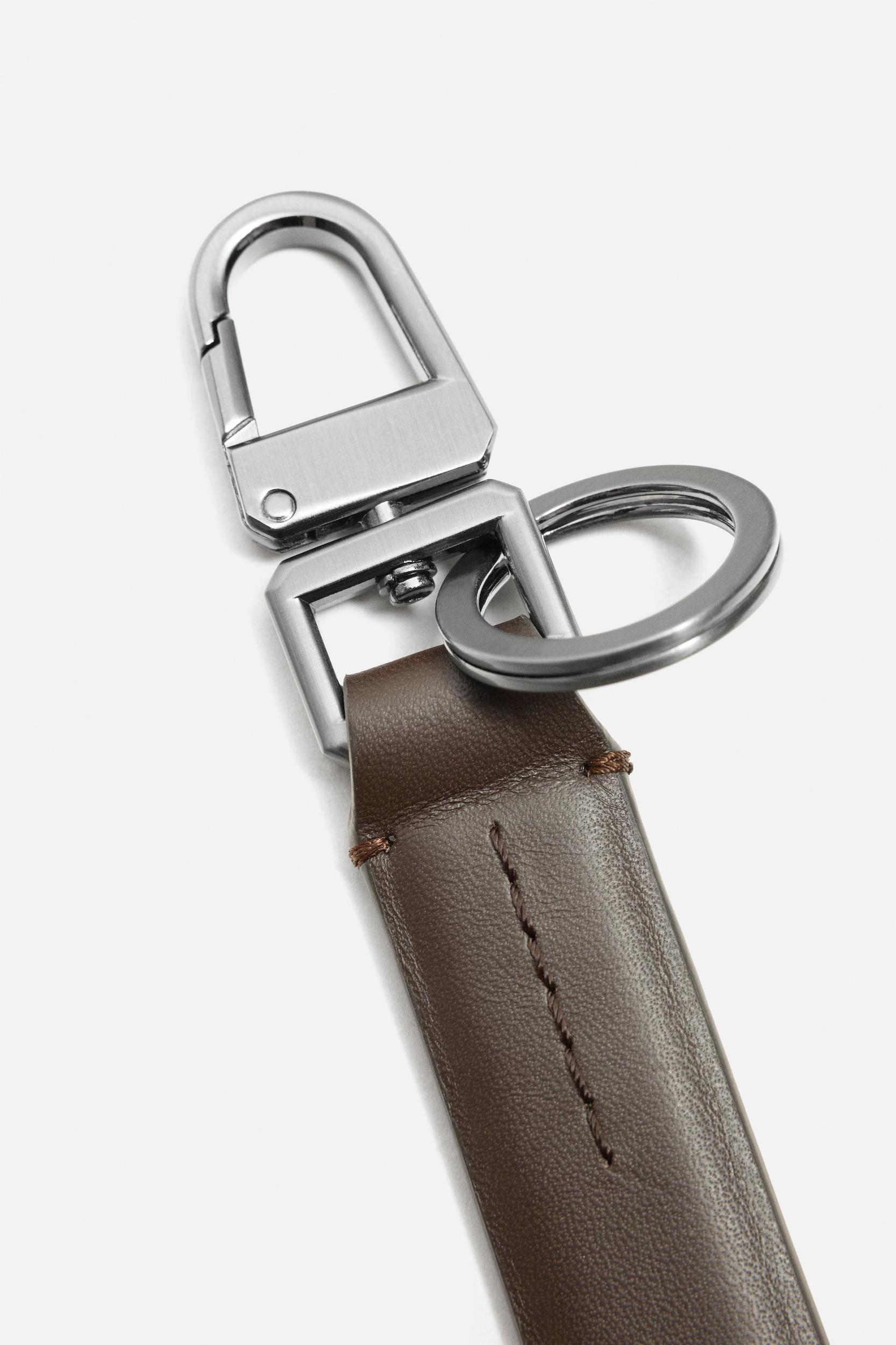 LEATHER KEYCHAIN Product Image