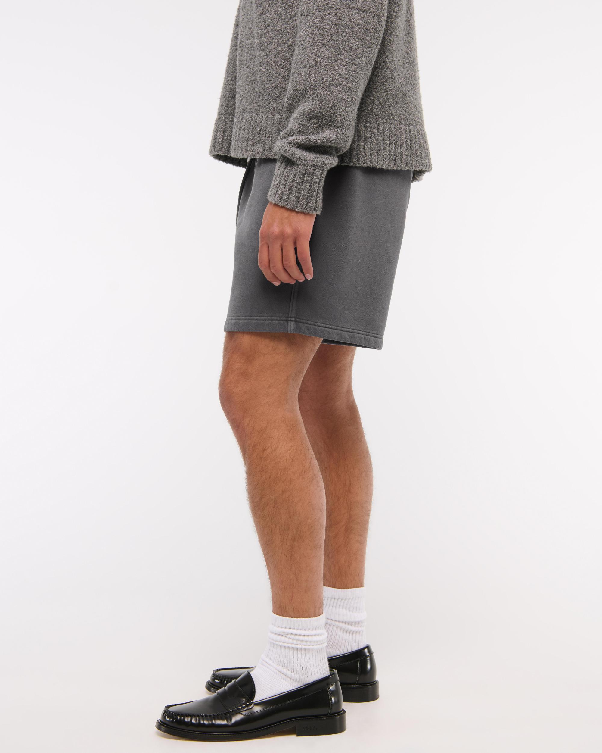 Essential Short Product Image