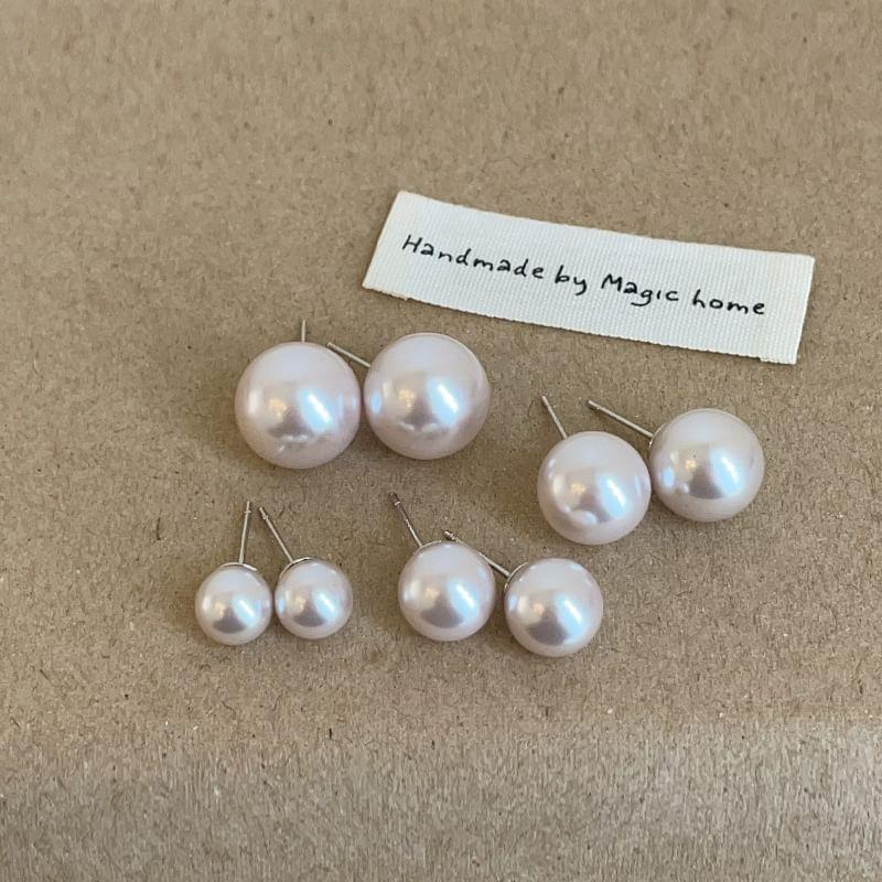 925 Sterling Silver Faux Pearl Stud Earring Product Image