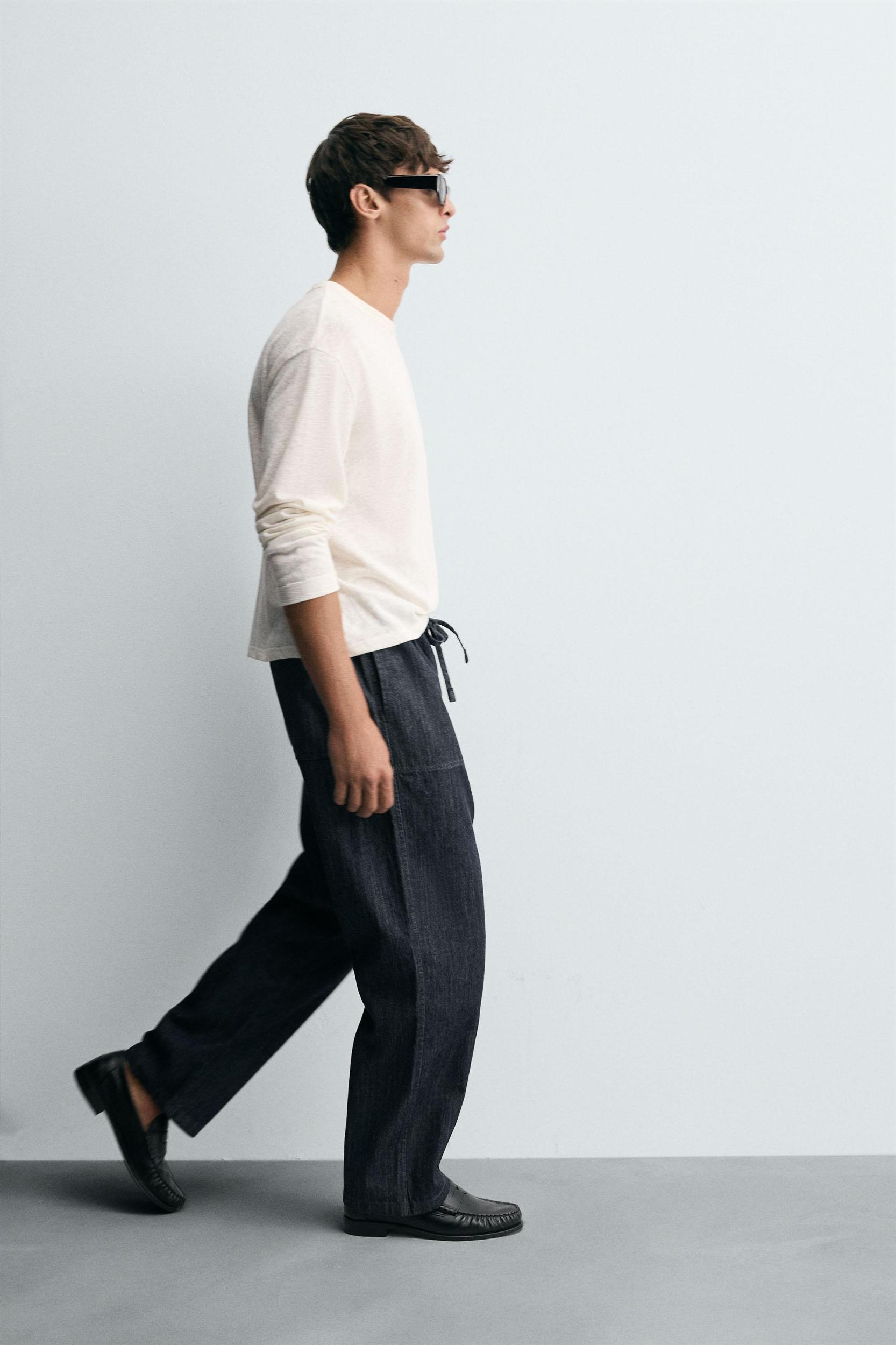 RELAXED FIT JOGGER JEANS Product Image