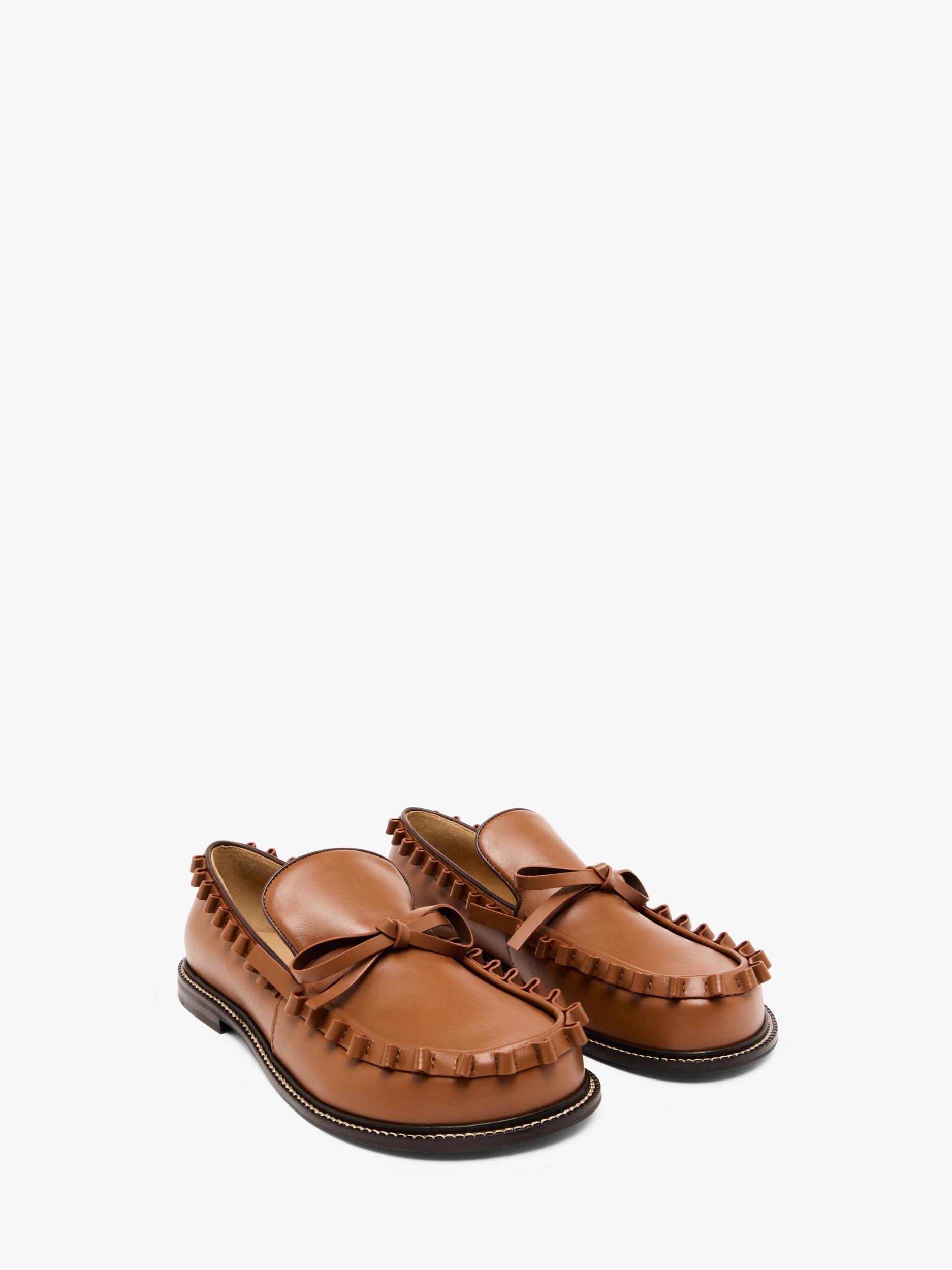 RUFFLE LEATHER MOCCASSIN Product Image