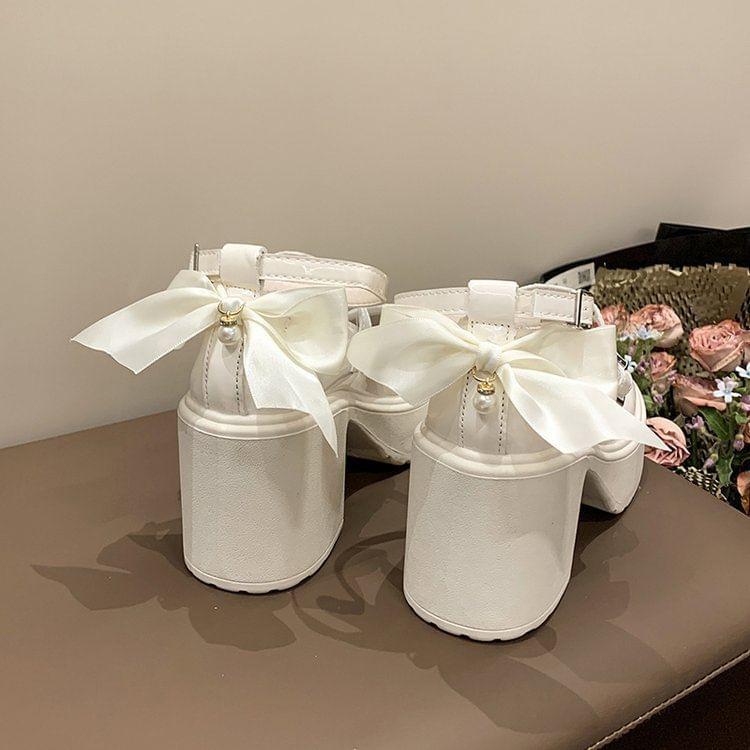 Block Heel Platform Plain Mary Jane Pumps Product Image