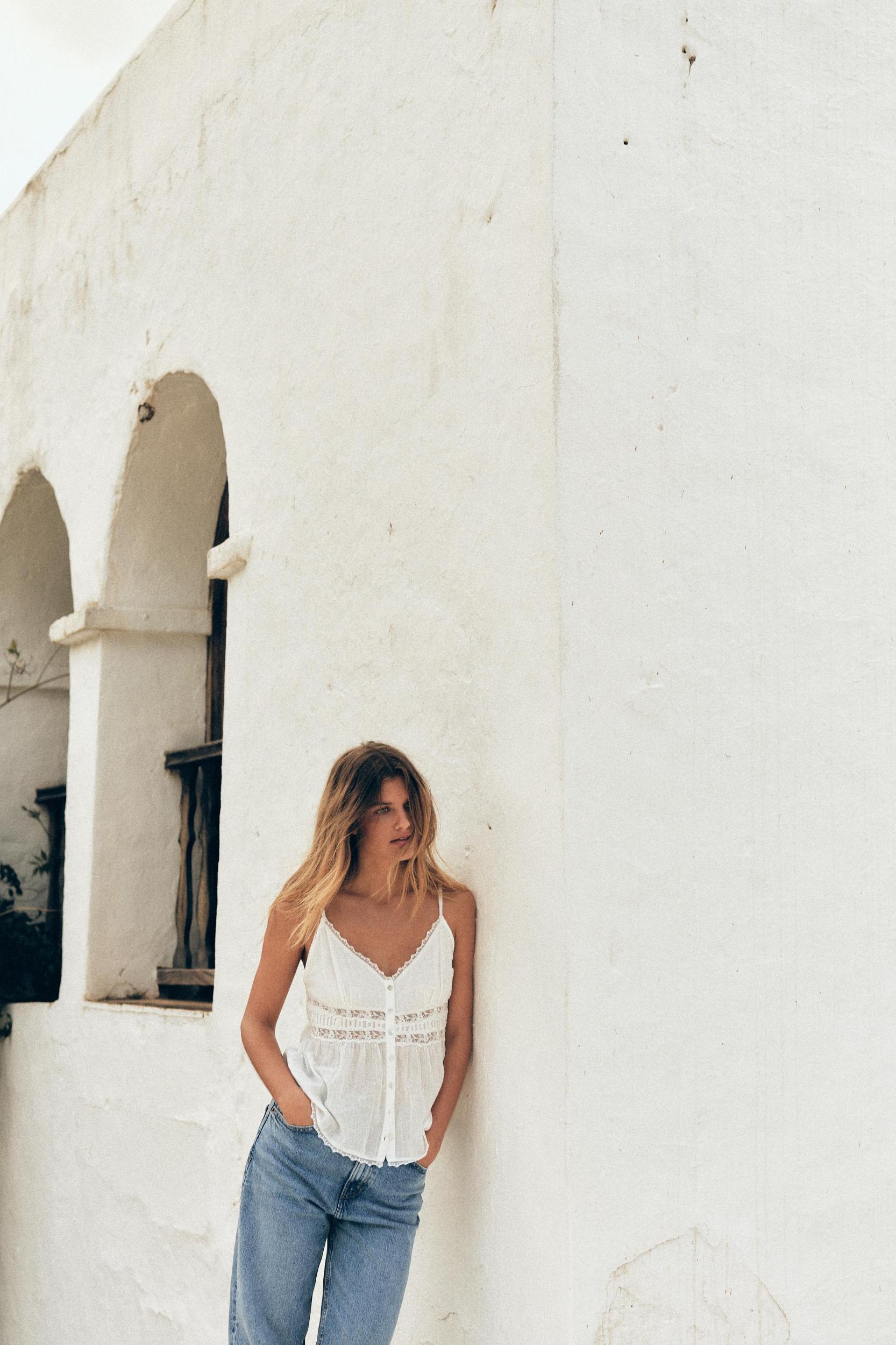 EMBROIDERED LACE TOP Product Image