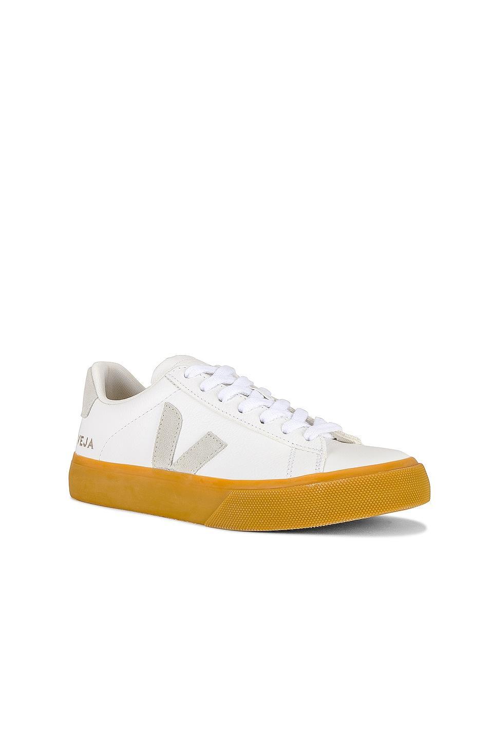 Campo Sneaker Veja Product Image