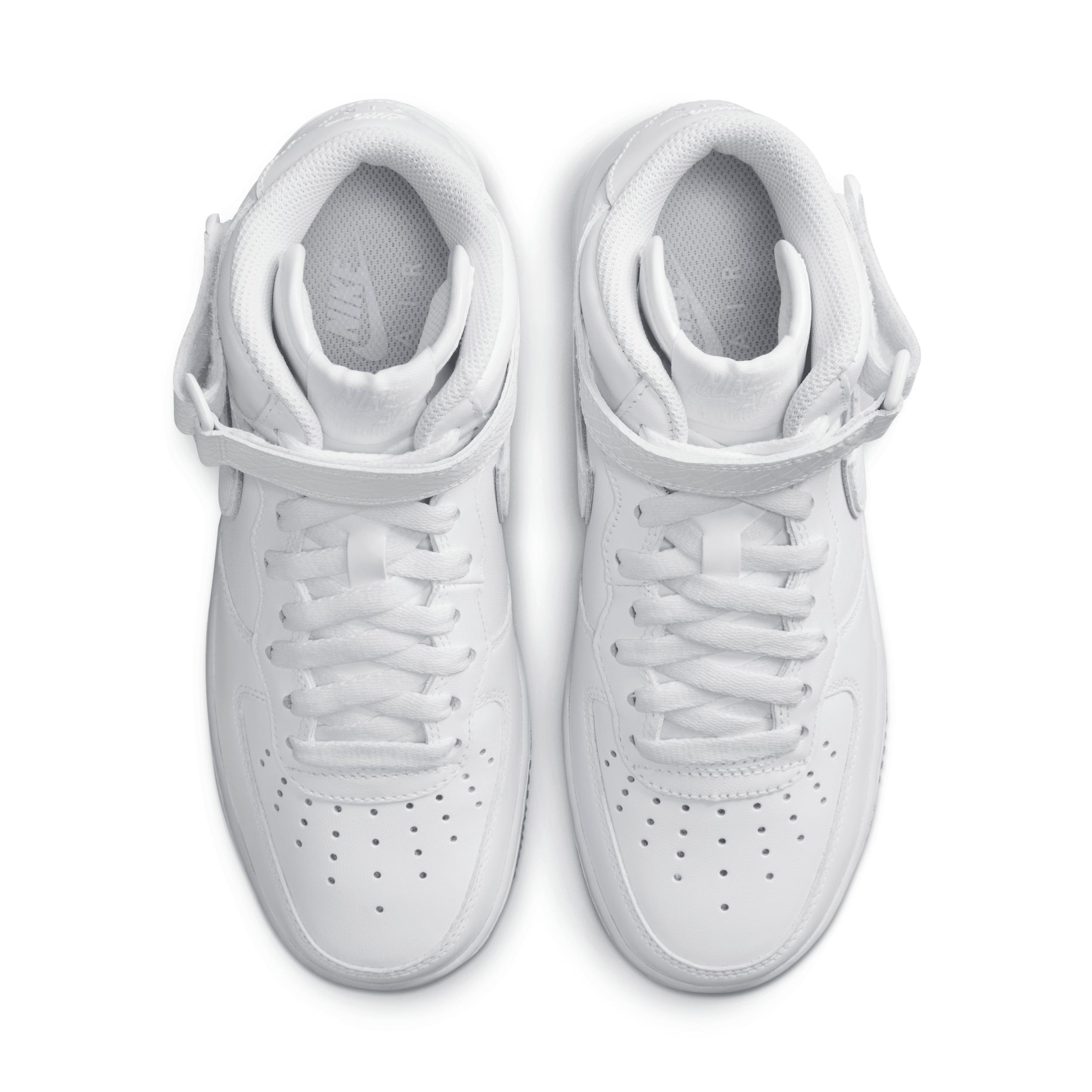 Nike Womens Air Force 1 Mid Shoes Product Image