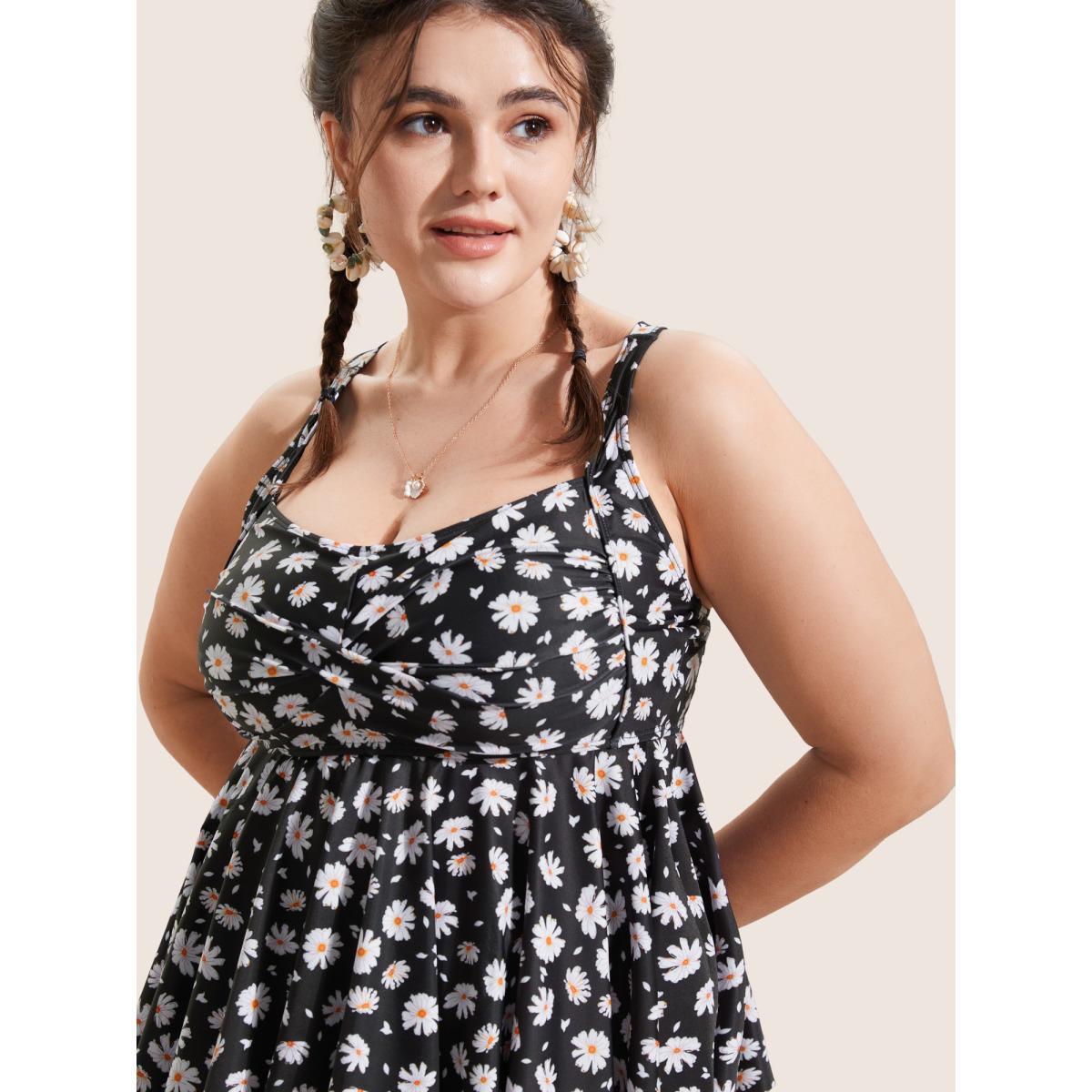Plus Size Ditsy Floral Crossover Heart Neckline Swim Top Women's Swimwear Black Beach Twist High stretch Bodycon Heart neckline Curve Swim Tops BloomChic 14-16/1X Product Image