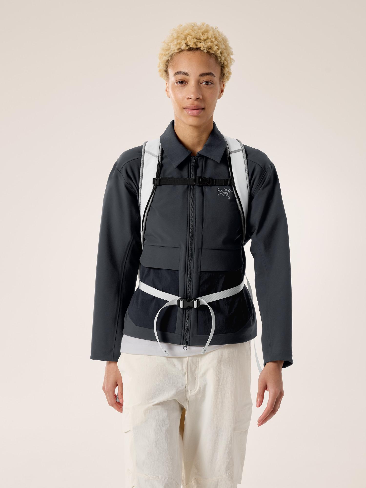 Mantis 16 Backpack  Product Image
